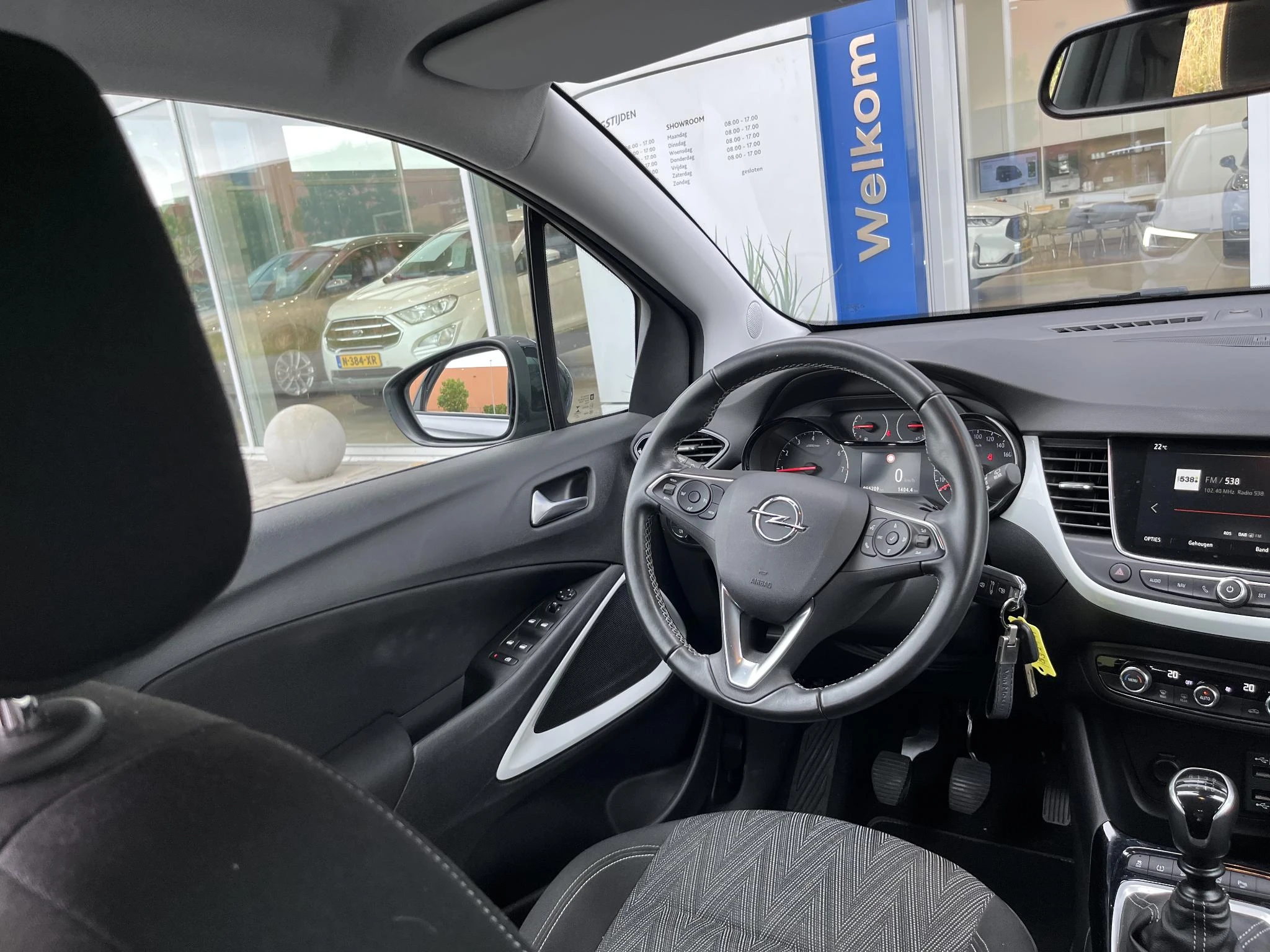 Opel-Crossland X-image-45