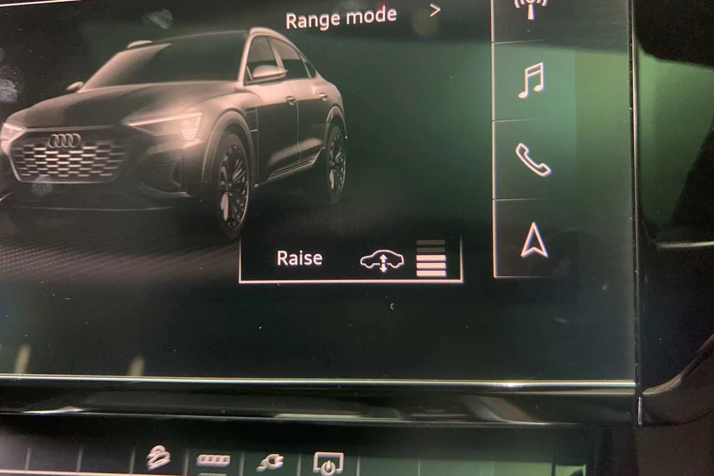 Audi-e-tron-image-30