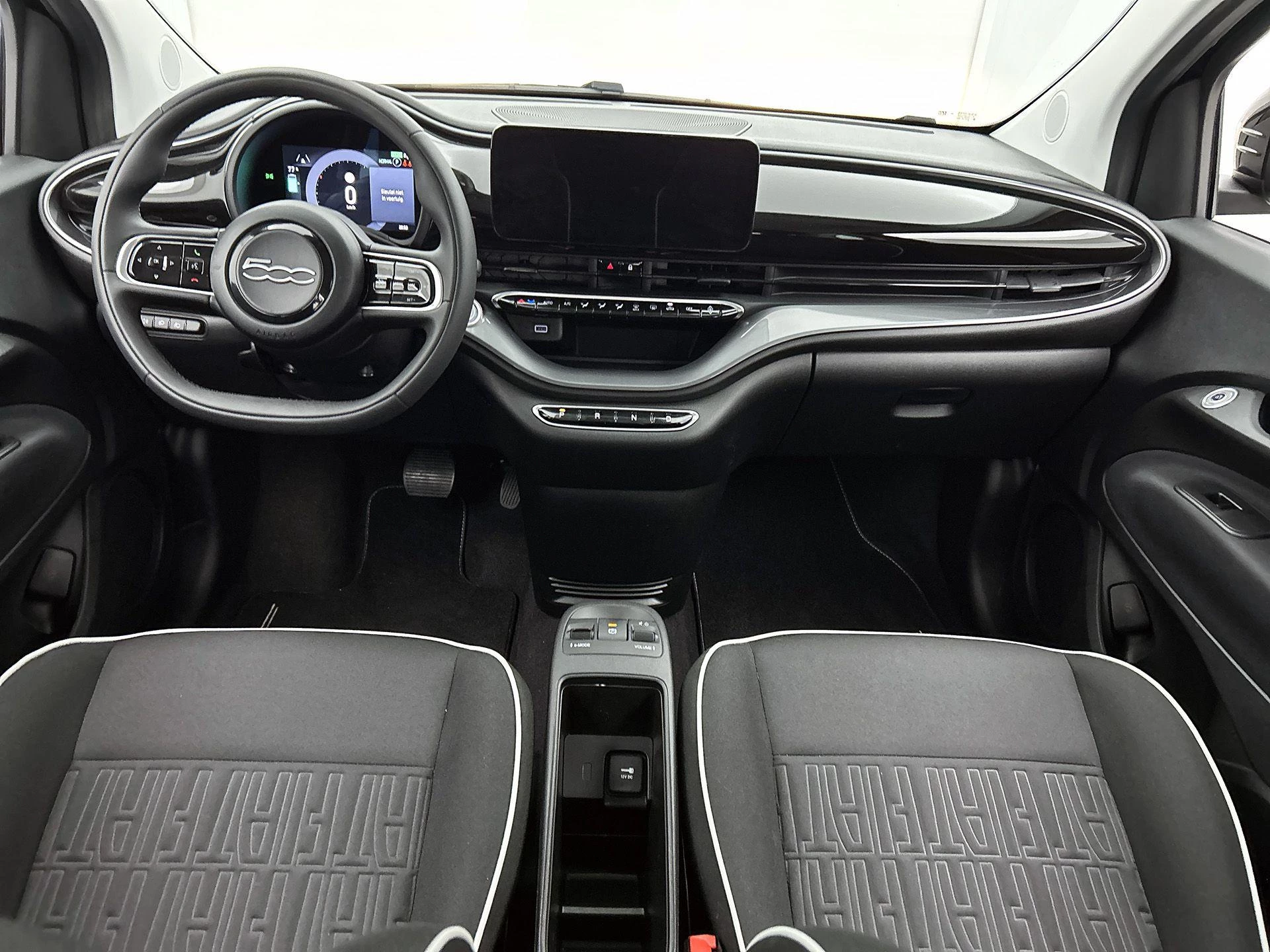 Fiat-500e-image-18