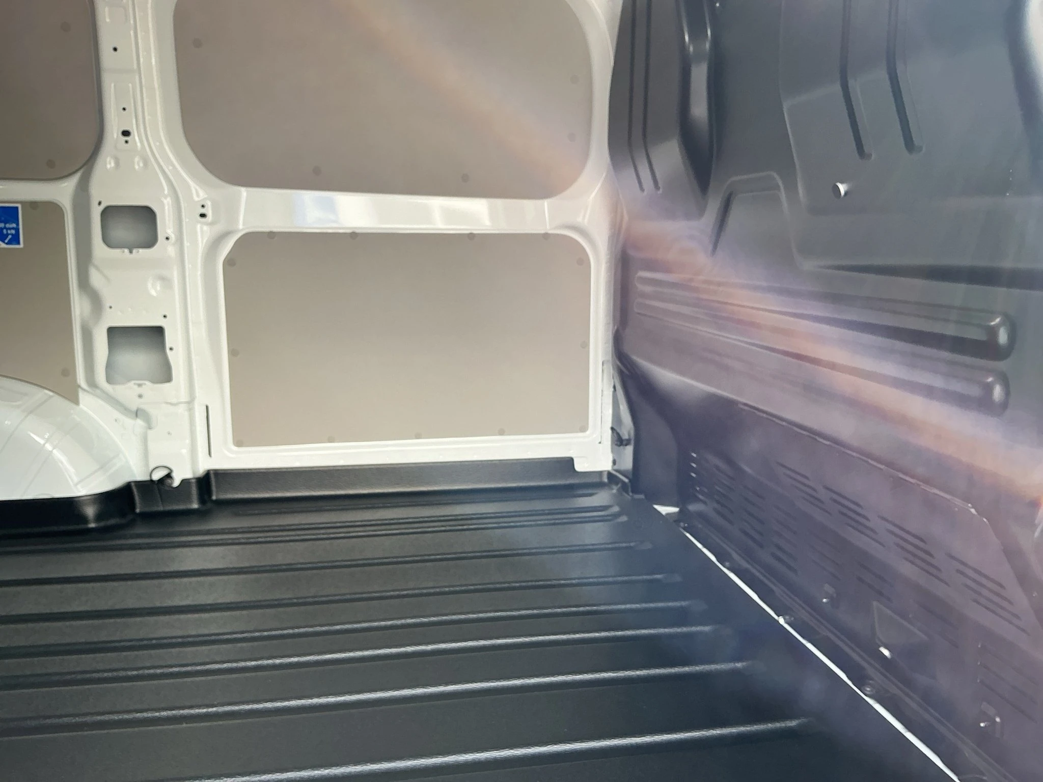 Ford-Transit Custom-image-10