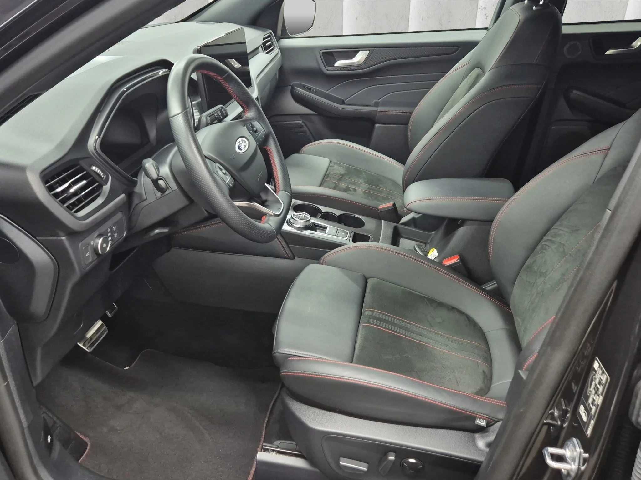 Ford Kuga ST-Line X Aut.*360GRAD*LED-MATRIX*NAVI*GRA*WINTER-PKT.