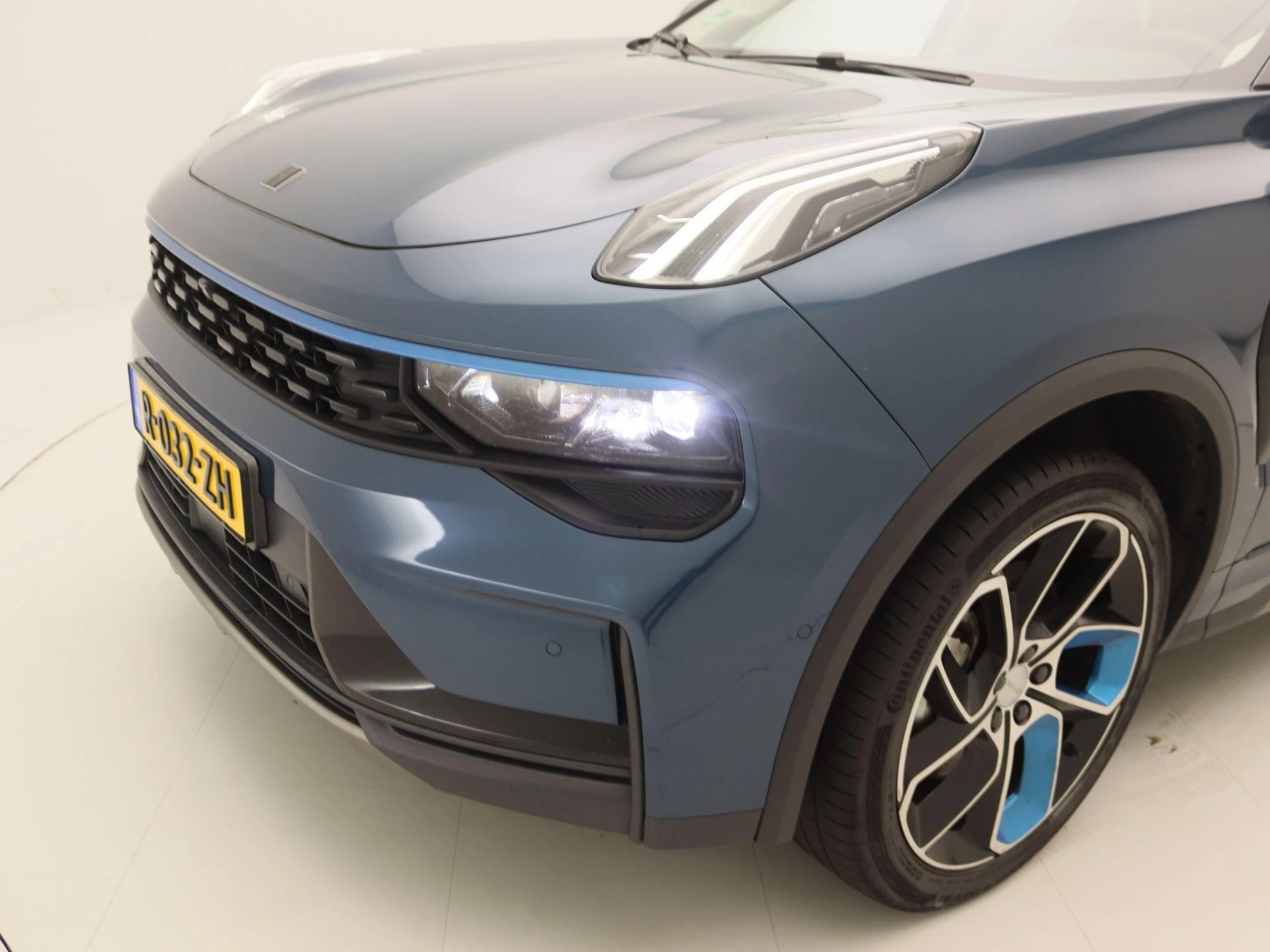 Lynk & Co-01-image-16