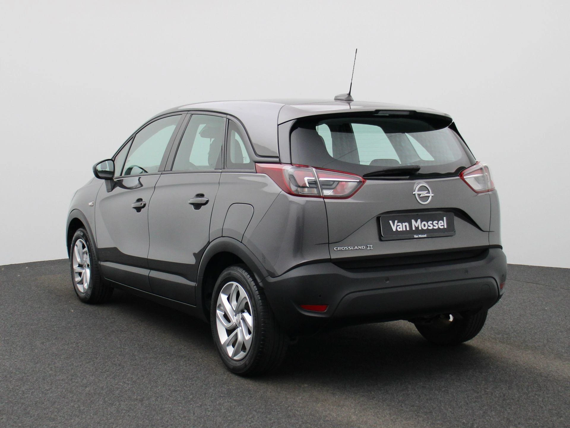 Opel-Crossland X-image-1