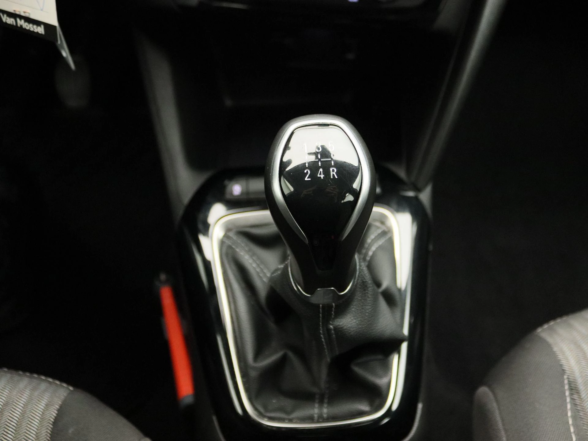 Opel-Corsa-image-10