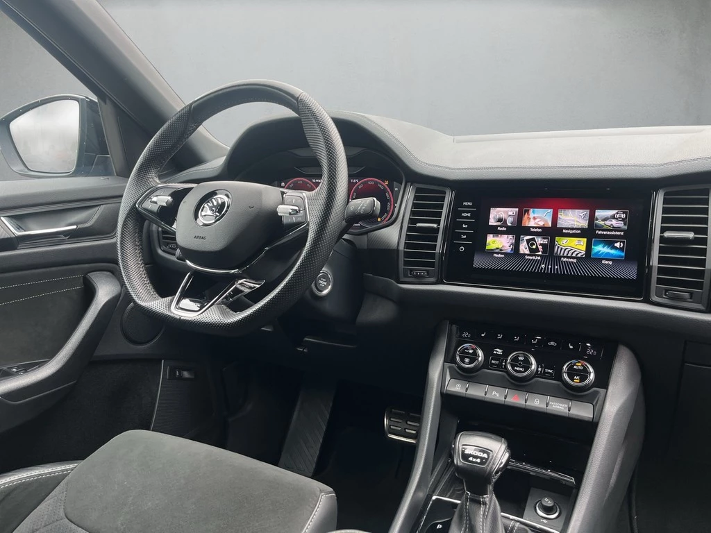 Škoda Kodiaq 2.0 TDI 4x4 DSG Sportline *LED*Kamera*ACC