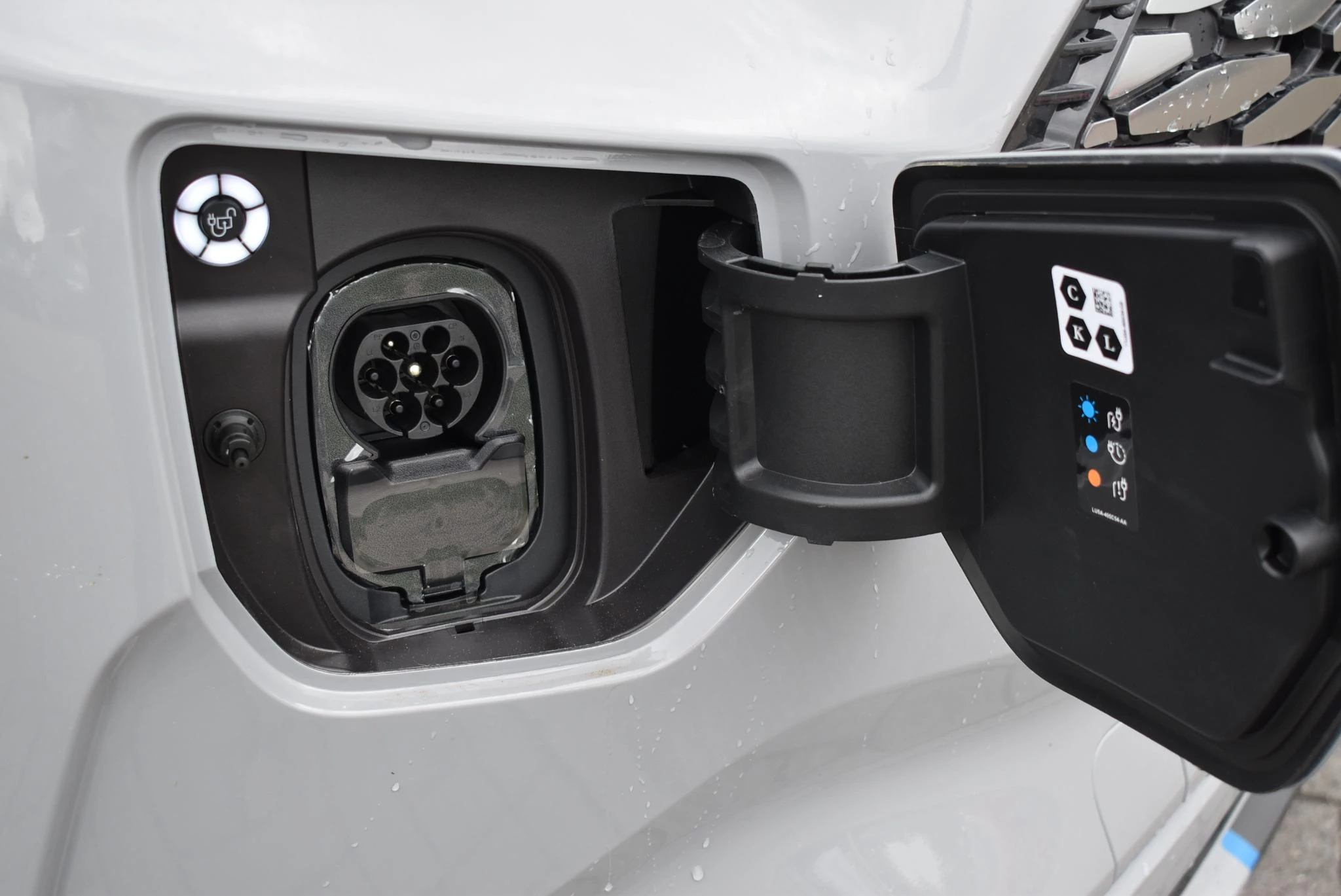 Ford-E-Transit-image-4