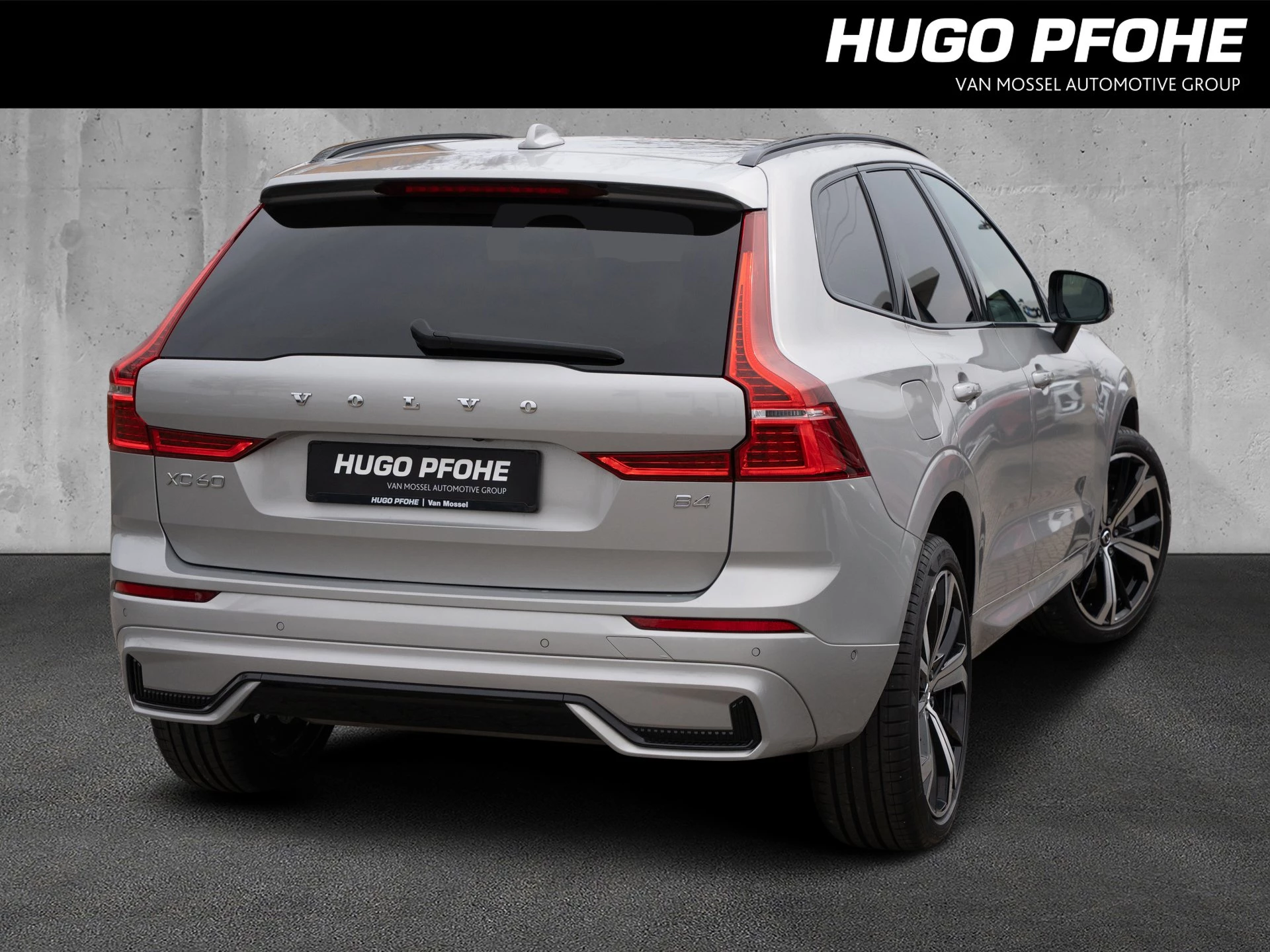 Volvo XC60 B4 2WD Plus Dark