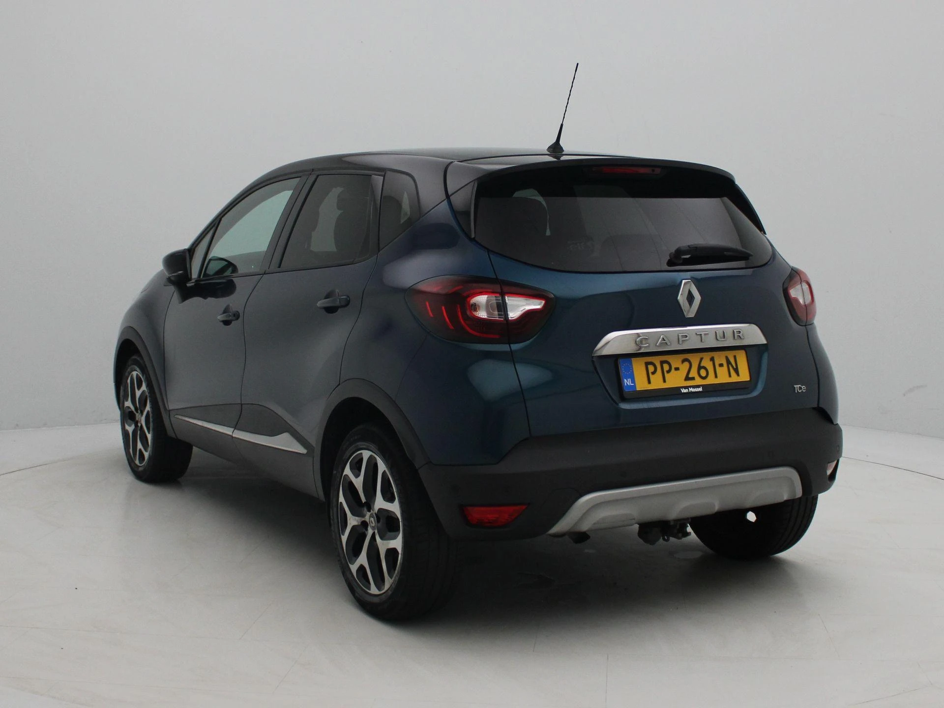 Renault-Captur-image-1