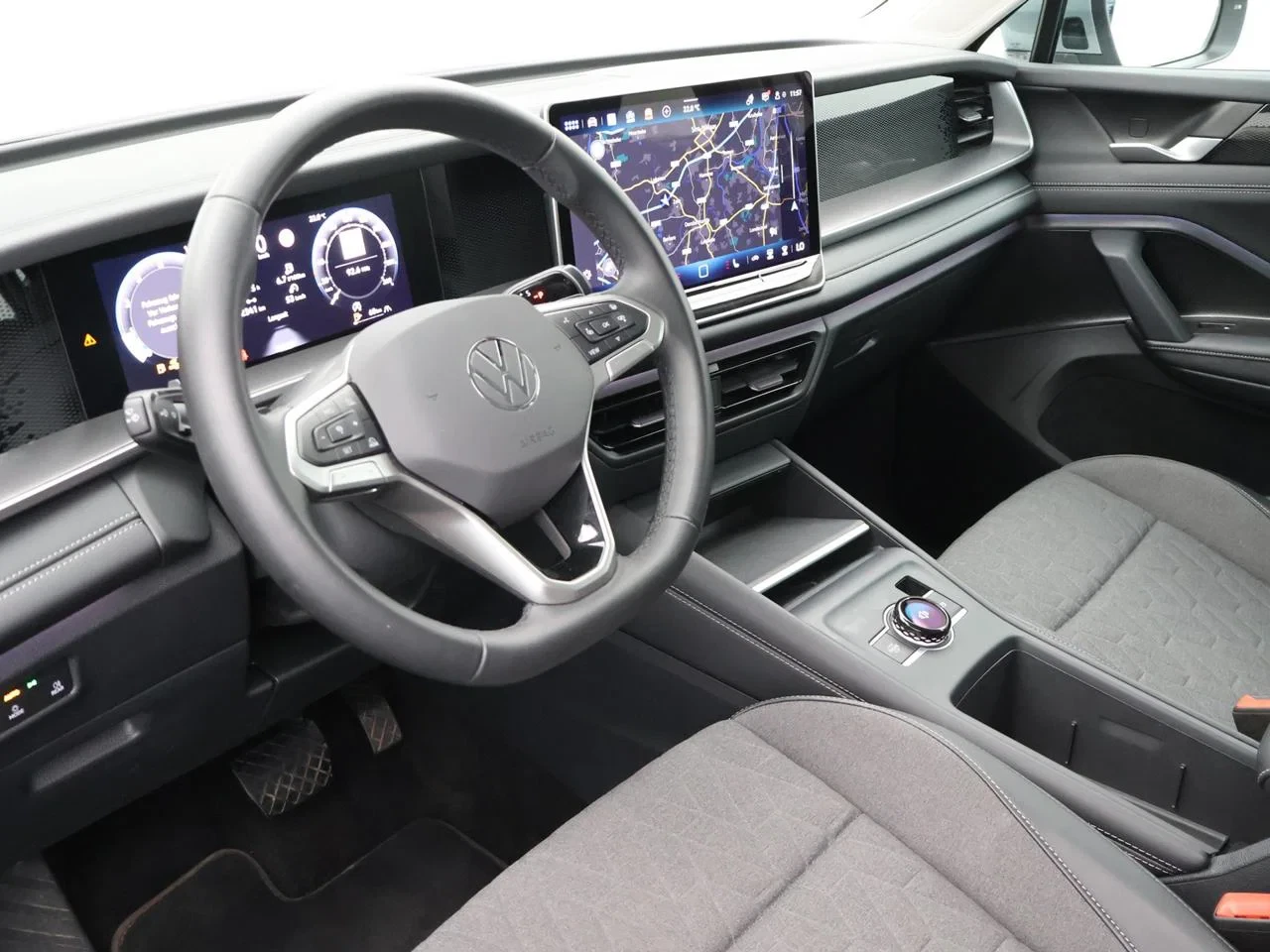 Volkswagen Tayron VW Tayron 1.5eTSI mHEV 150PK *AUTOMAAT*360°CAMERA*7 ZITPLAATSEN*ACC*PDC*NAVI*APP-CONNECT*LED*...*