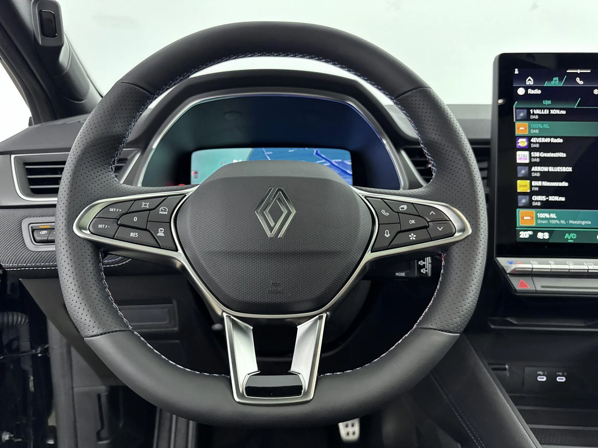 Renault-Symbioz-image-26