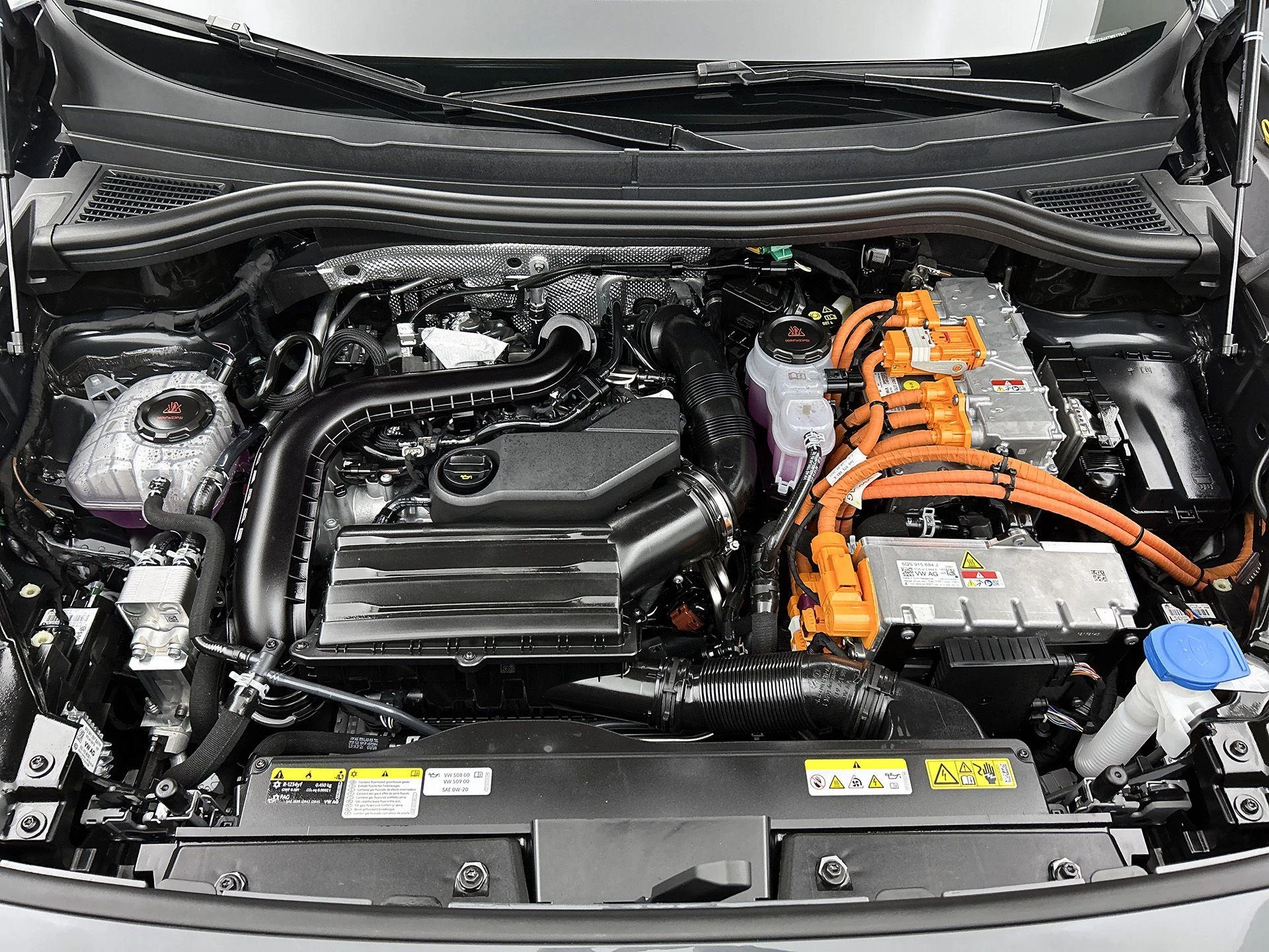 Volkswagen Tayron 1.5 eHybrid R-Line Edition