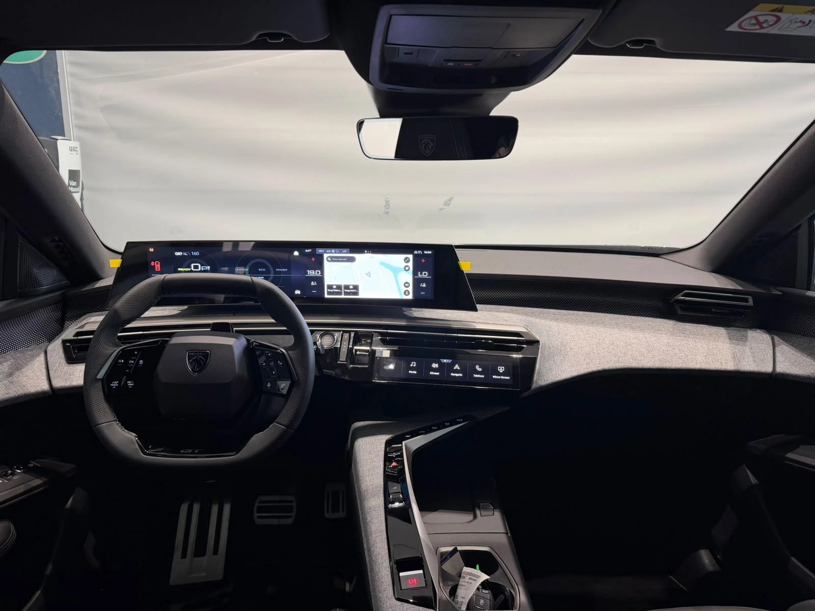 Peugeot-e-3008-image-7