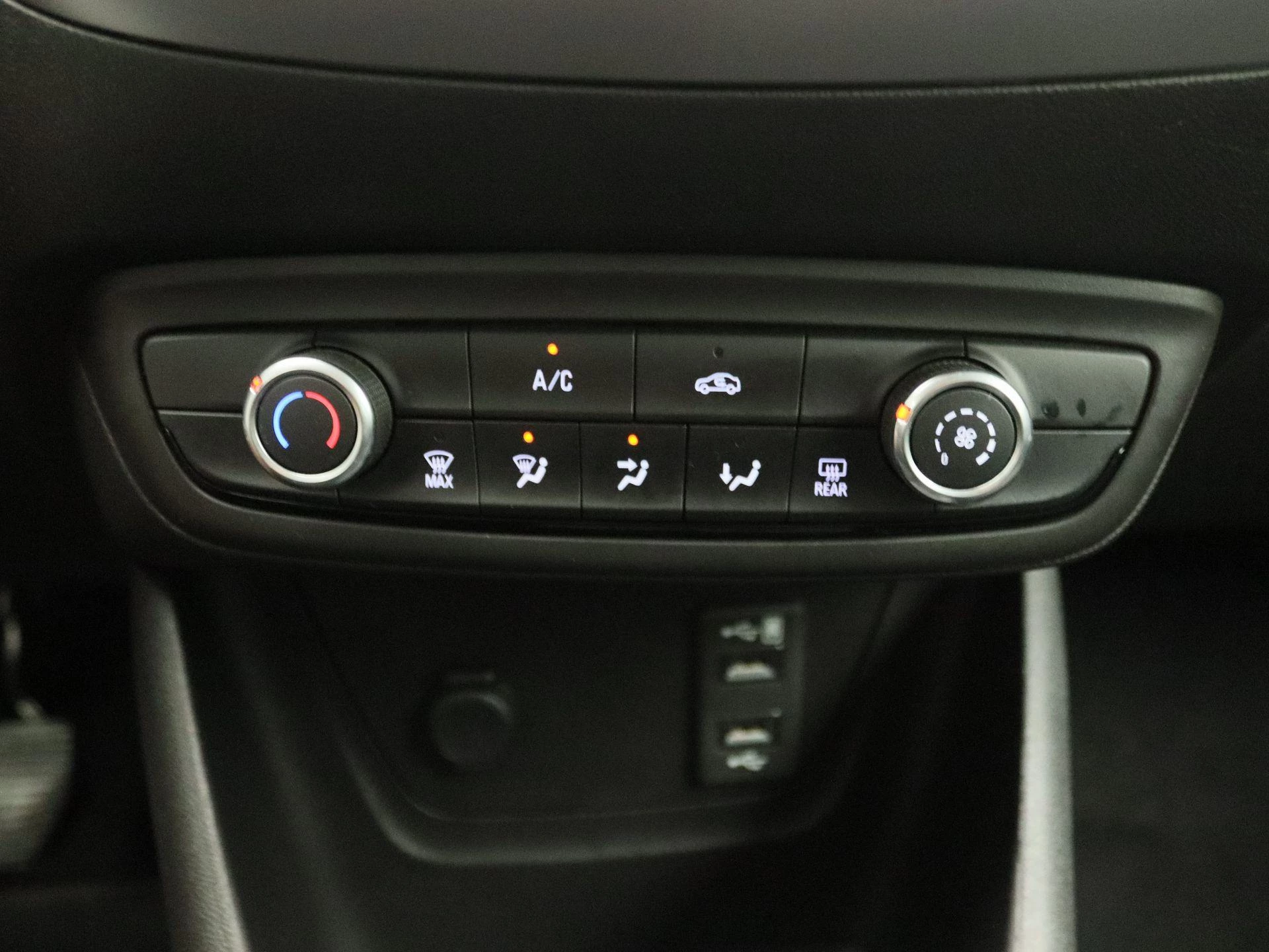 Opel Crossland X 1.2 Turbo Edition
