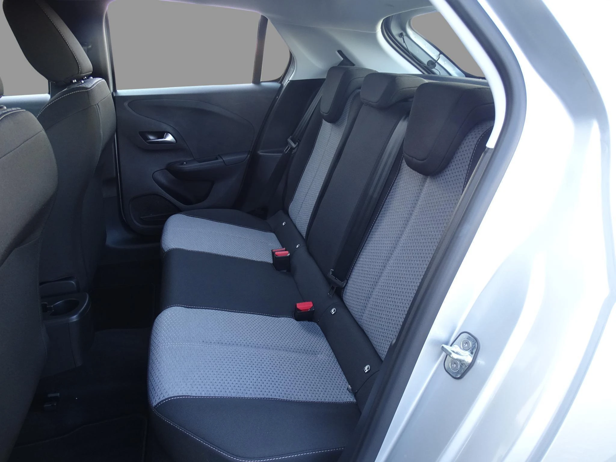Opel-Corsa-image-13