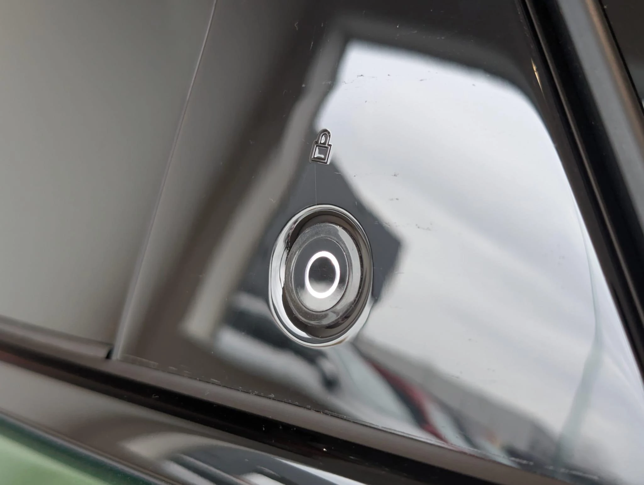 Ford-Mustang Mach-E-image-31