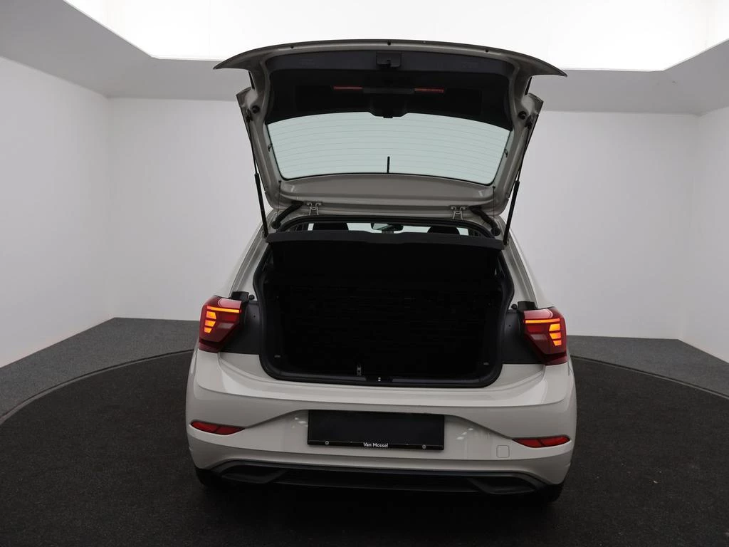 Volkswagen Polo Polo 1.0MPI 80 pk 5 versnellingen manueel *APP CONNECT*DIGITAL DASHBOARD*CRUISE CONTROL*...