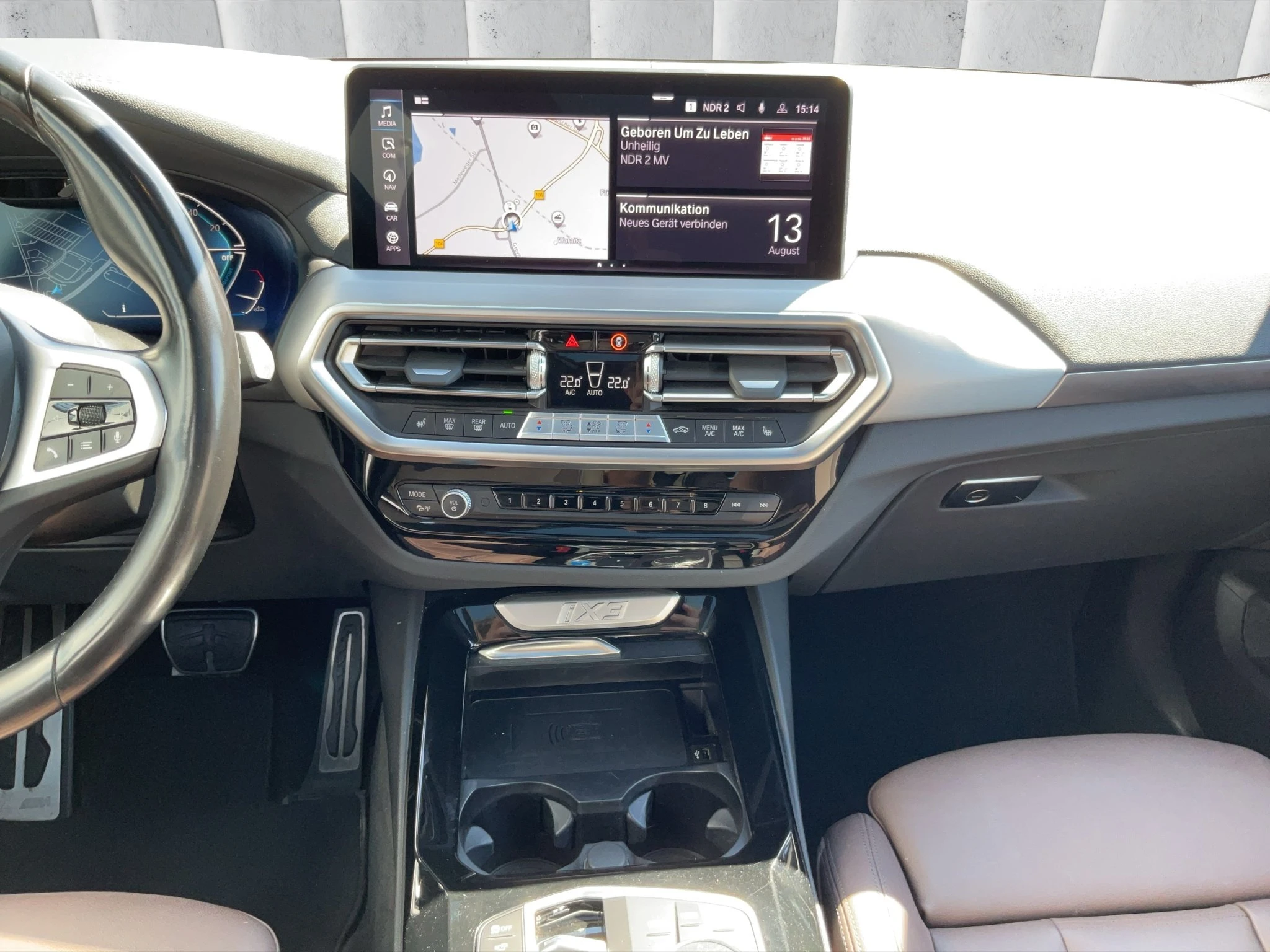 BMW-iX3-image-13