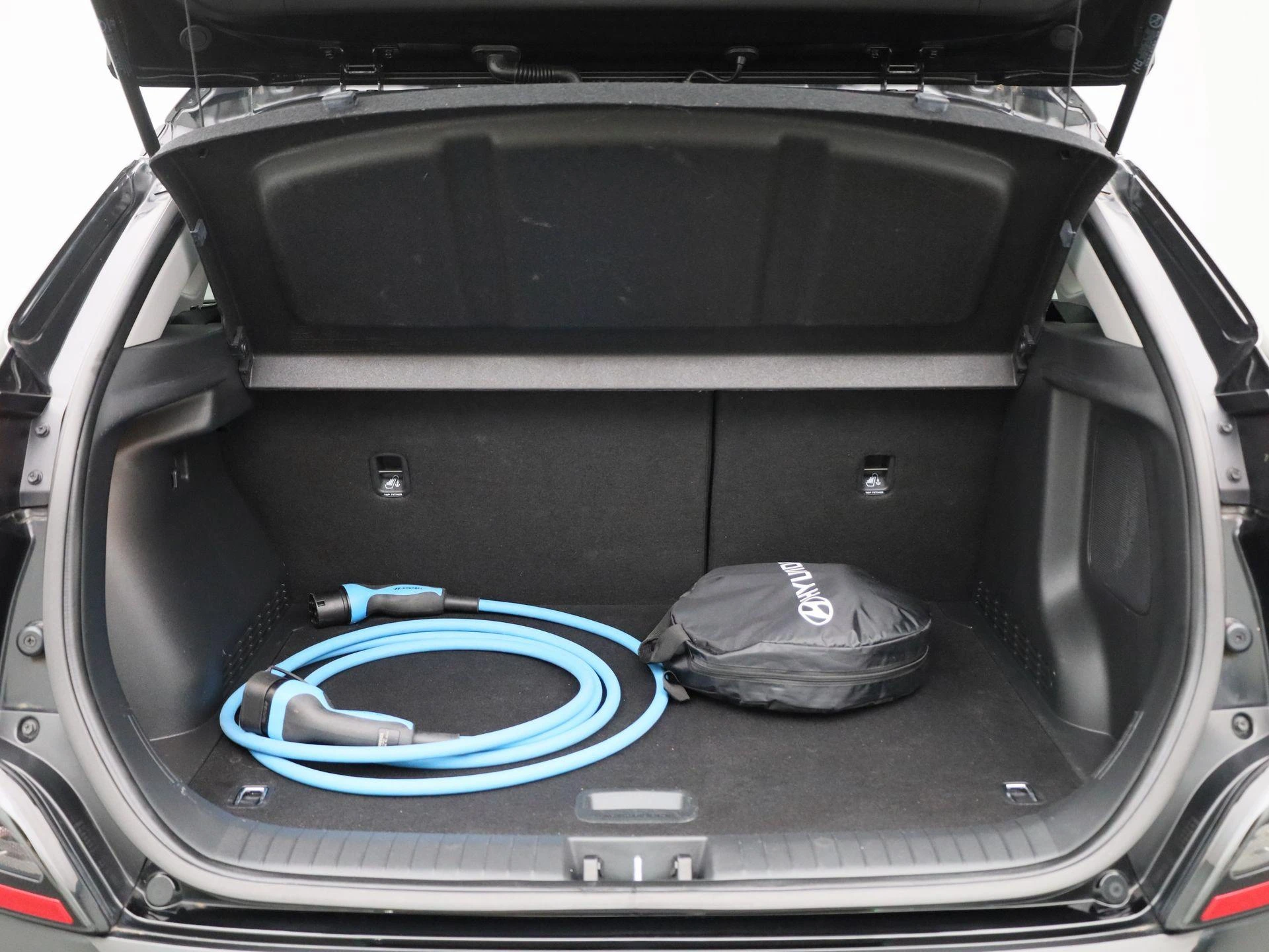 Hyundai-Kona-image-13