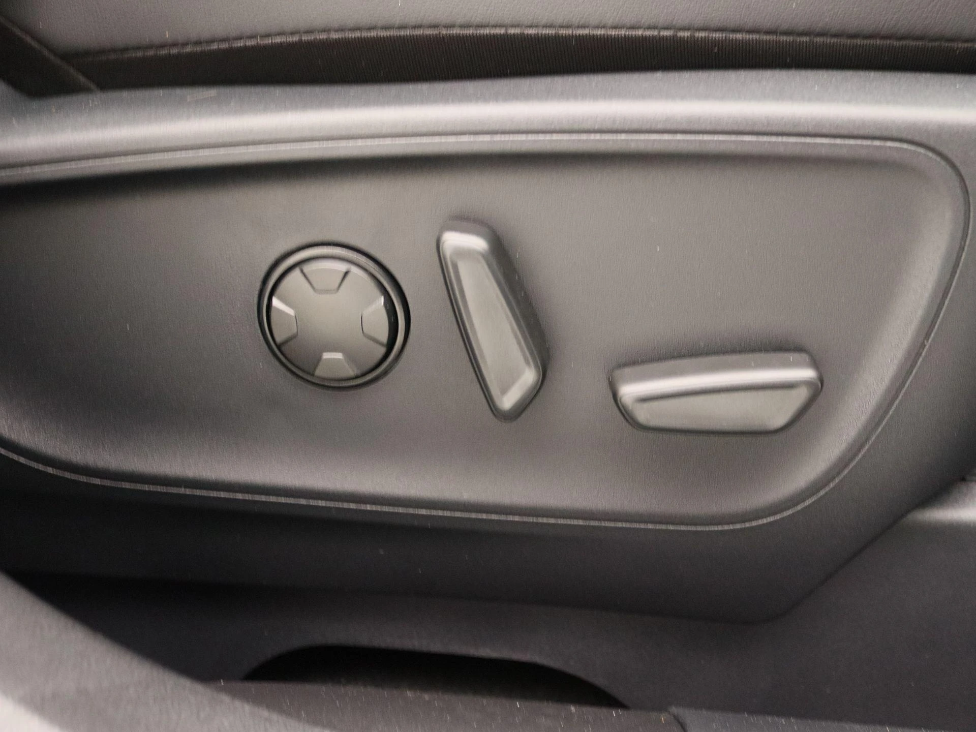 Ford-Kuga-image-26
