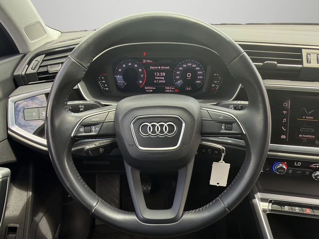 Audi-Q3-image-10