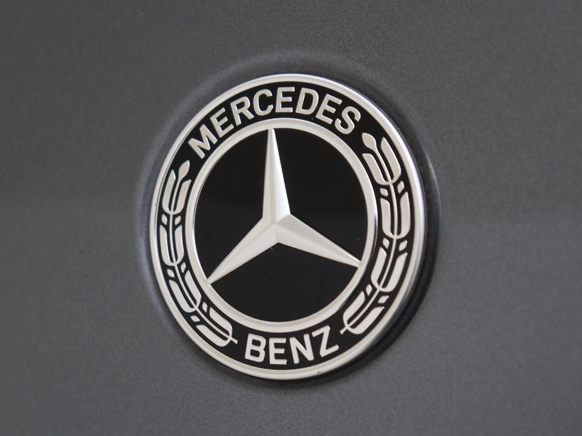 Mercedes-Benz-GLE-image-30