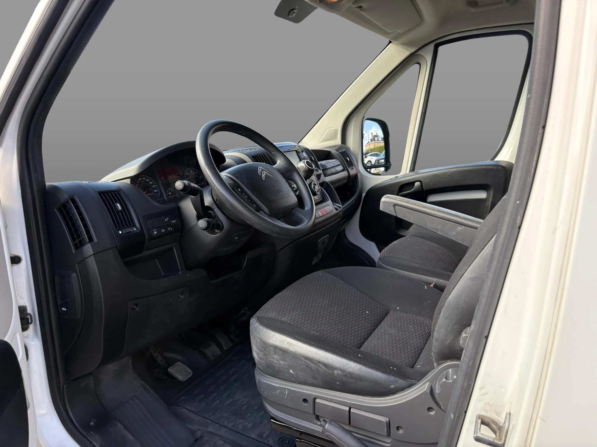 Citroën-Jumper-image-12