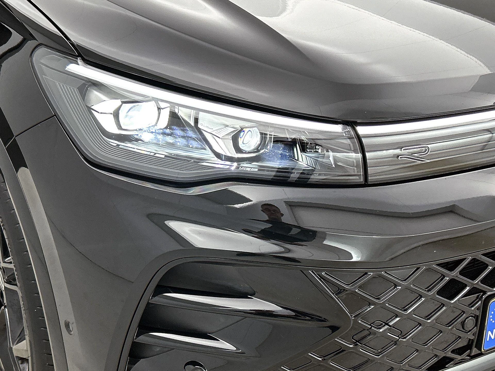 Volkswagen-Tiguan-image-35