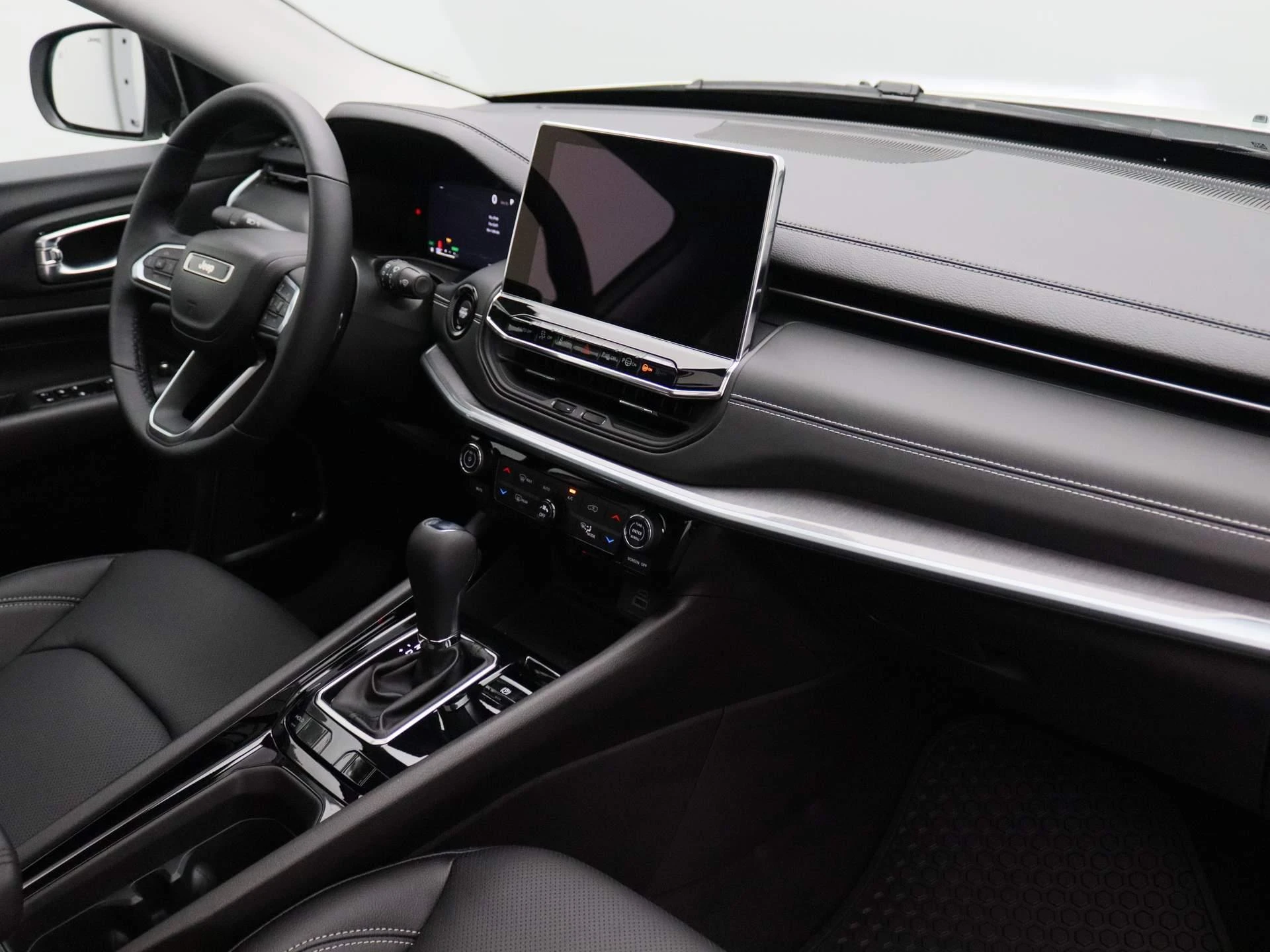 Jeep-Compass-image-4