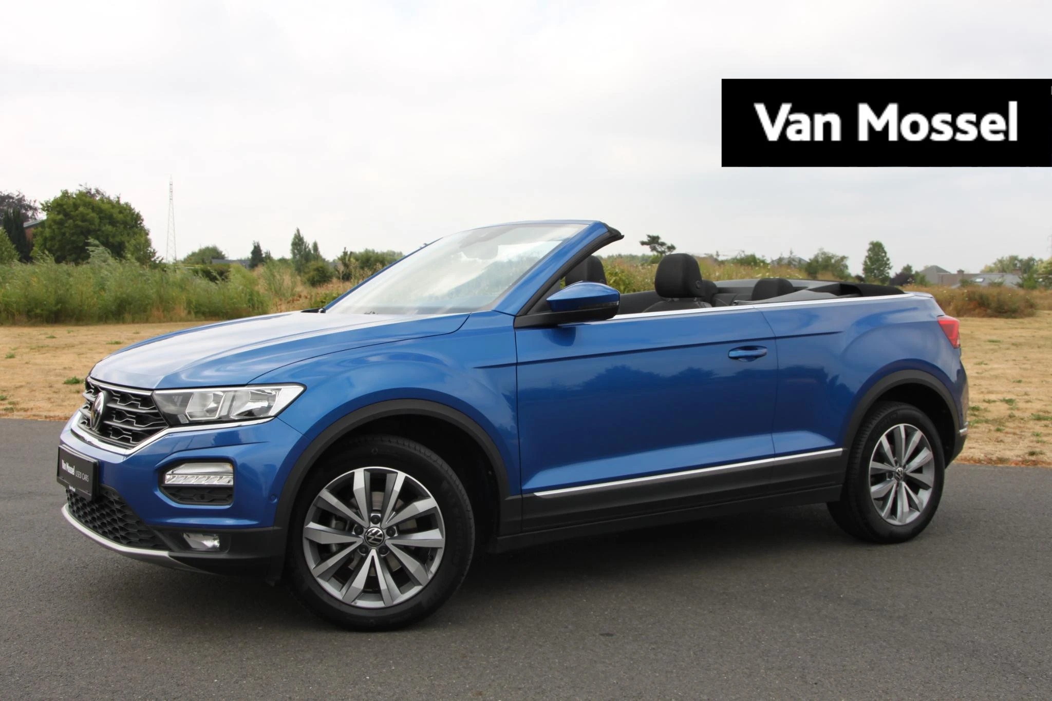 Volkswagen-T-Roc-image-0