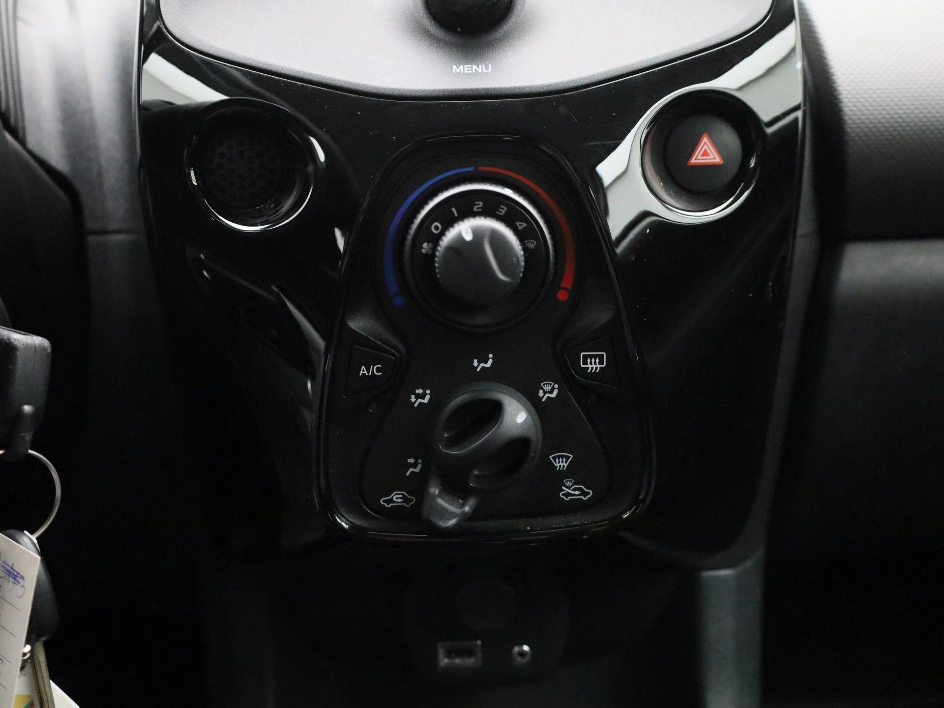 Peugeot-108-image-16