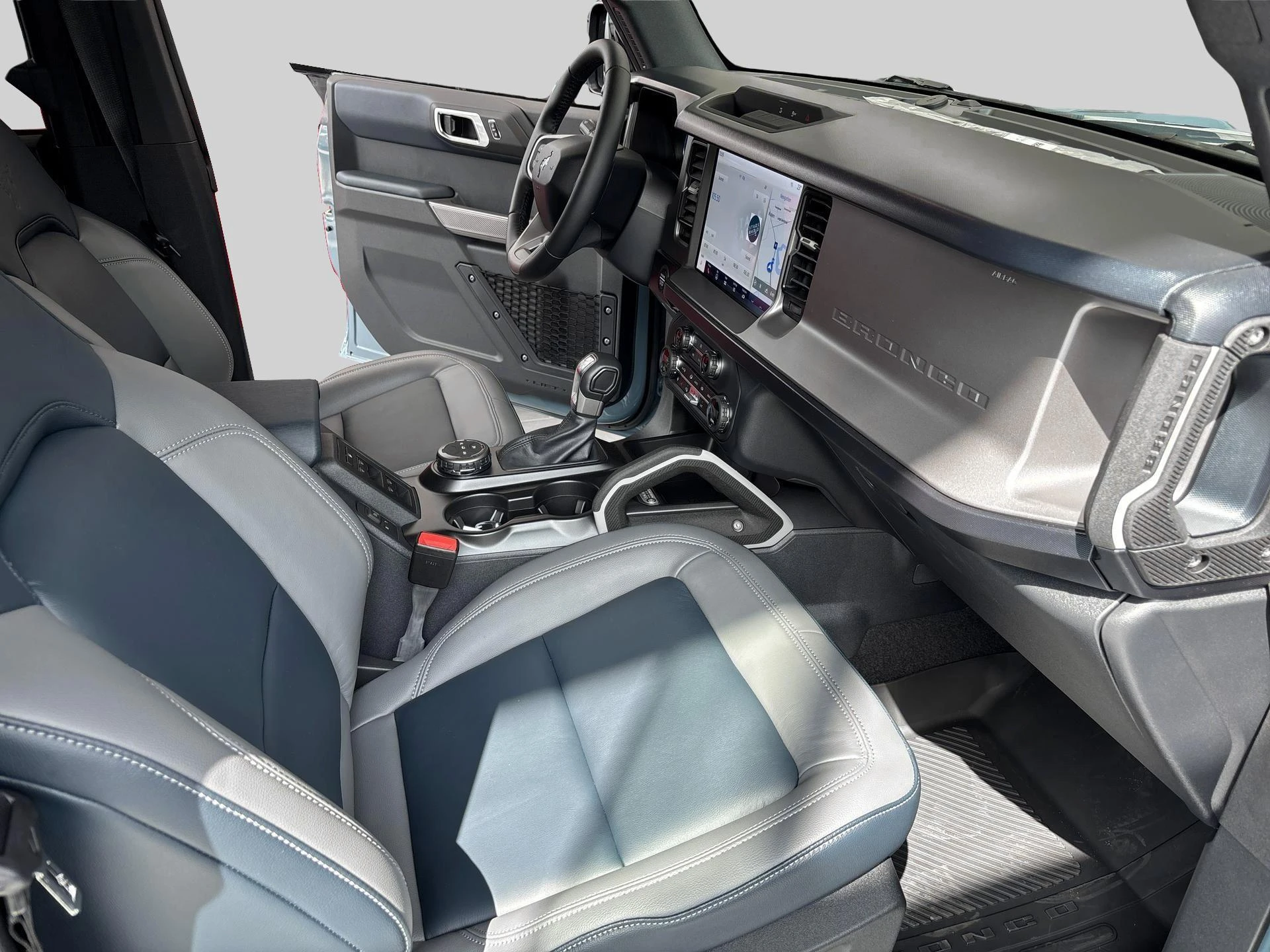 Ford-Bronco-image-22