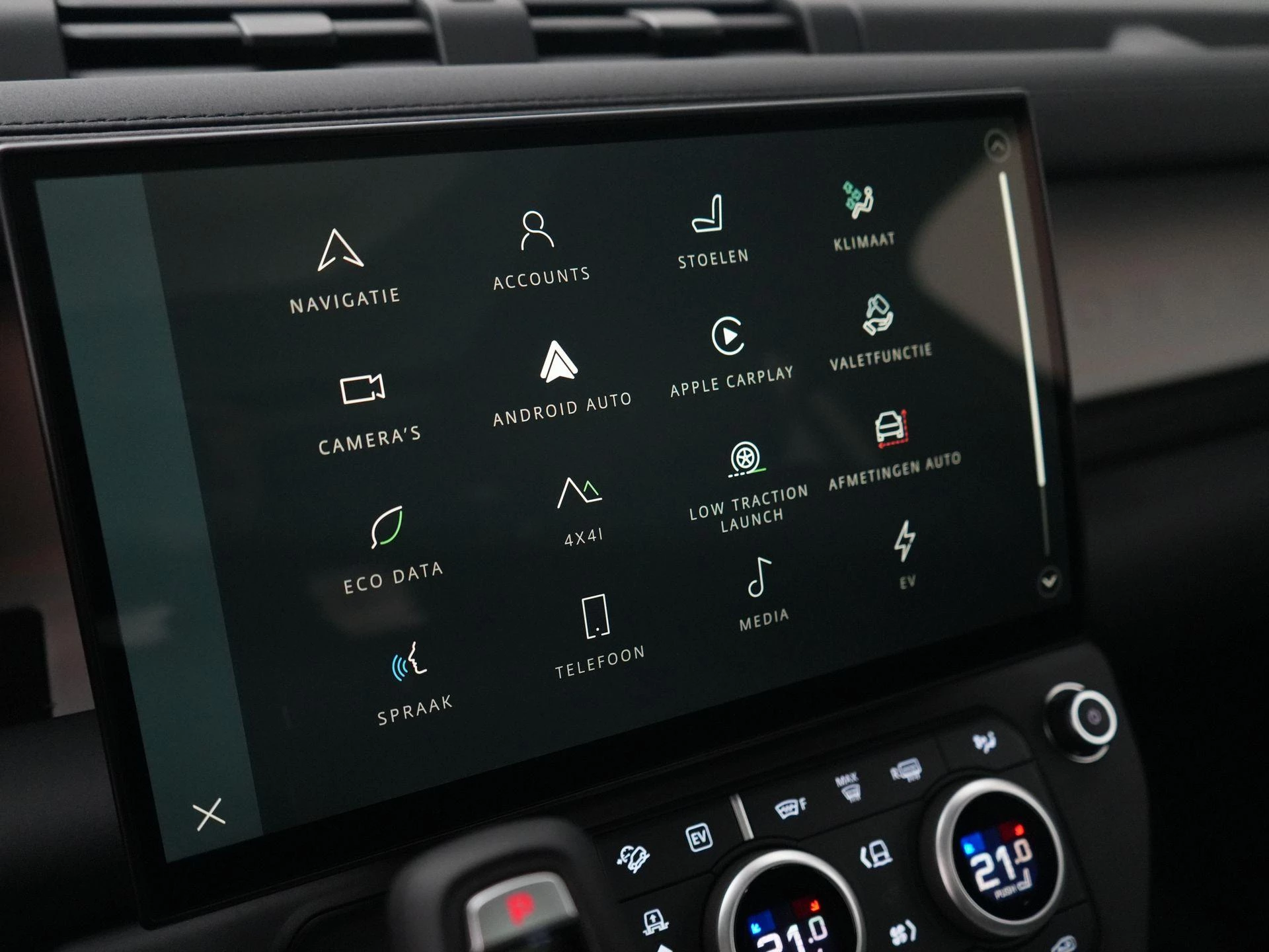 Land Rover-Defender-image-20