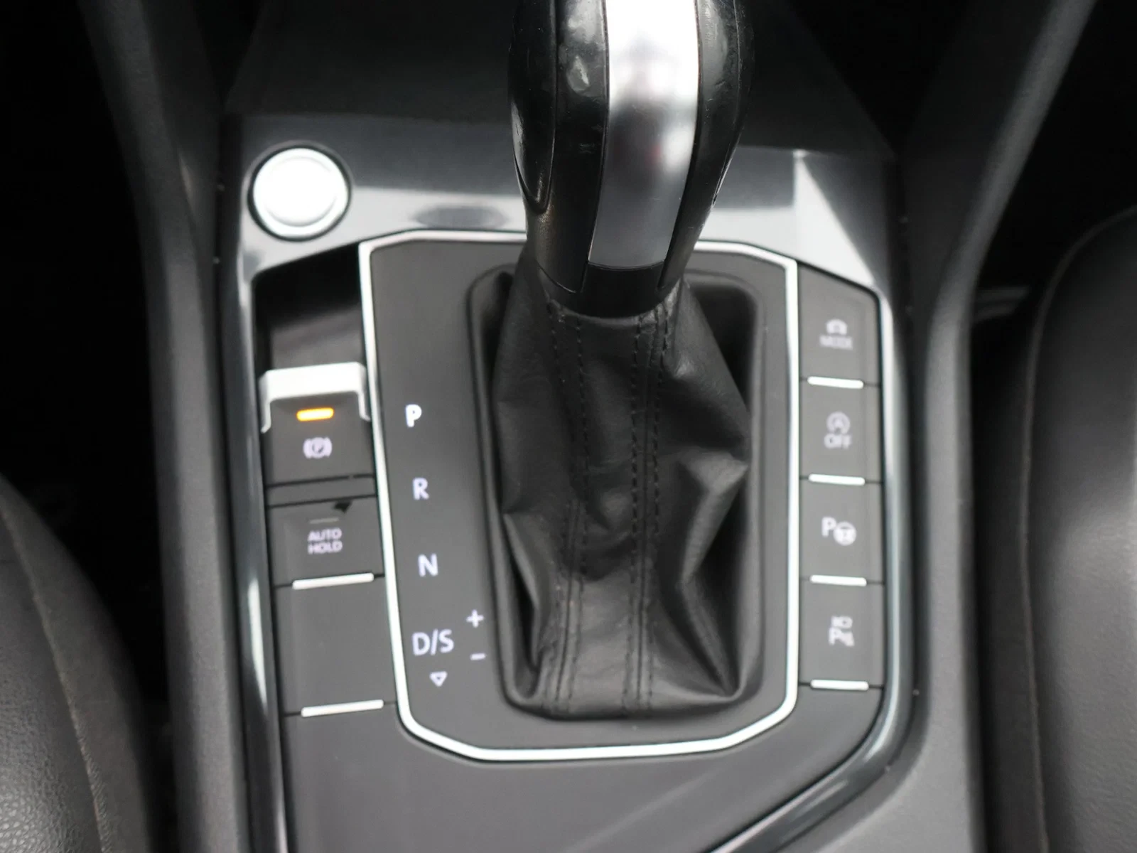Volkswagen Tiguan Allspace Tiguan R-Line AllSpace Platinum 1.5TSI 150PK *AUTOMAAT*PANODAK*TREKHAAK*360° CAMERA*LEDER*ACC*APP-CONNECT*