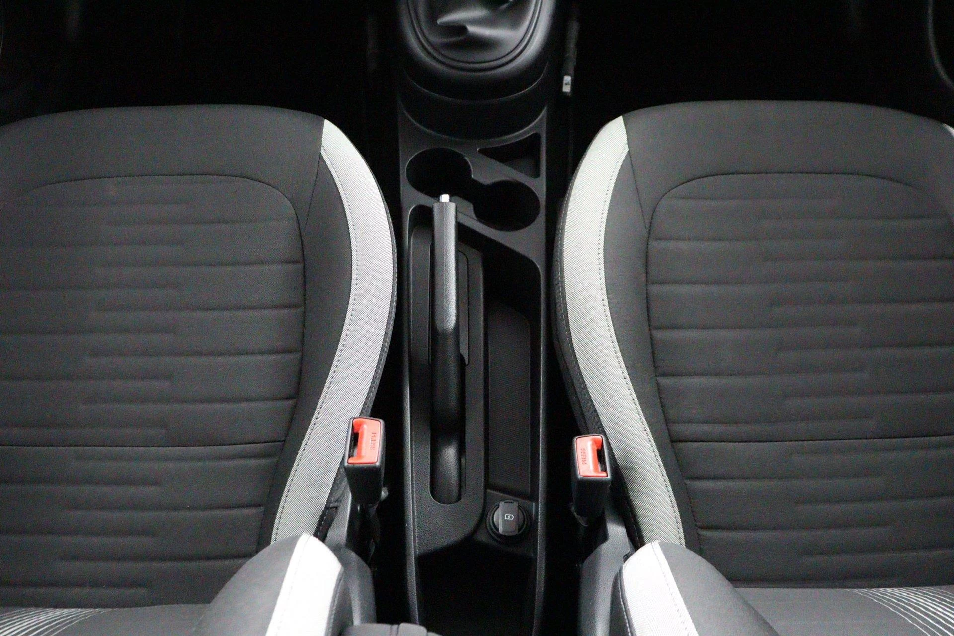 Hyundai-i10-image-47