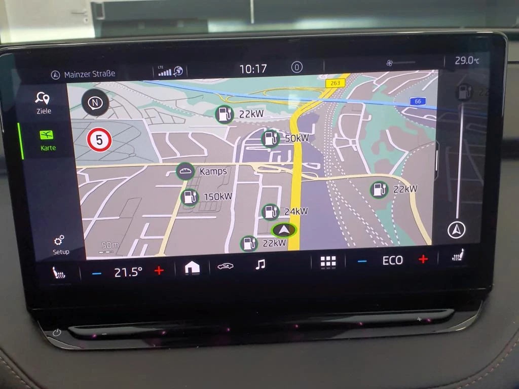 Škoda-Enyaq iV-image-5