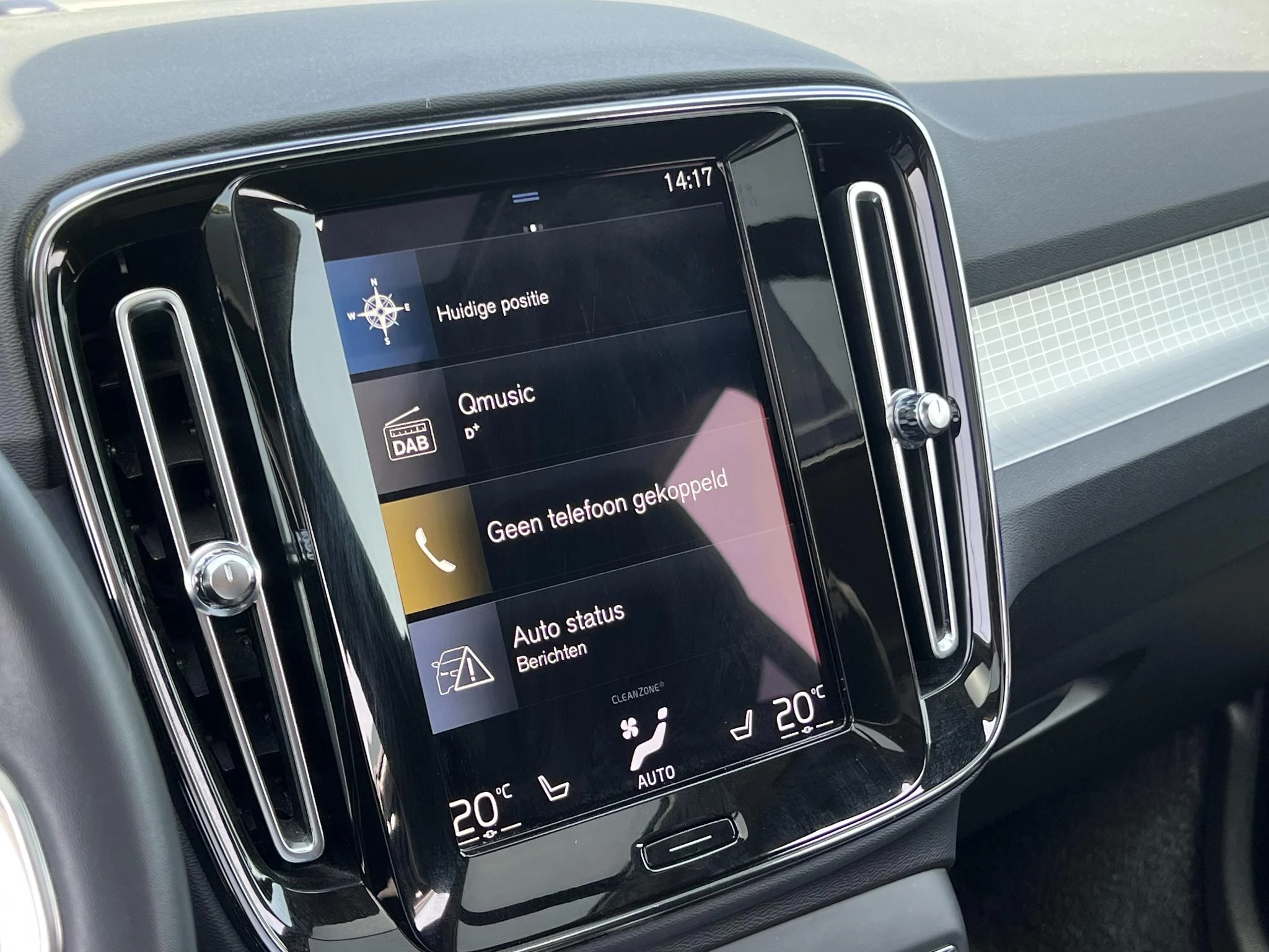 Volvo-XC40-image-22