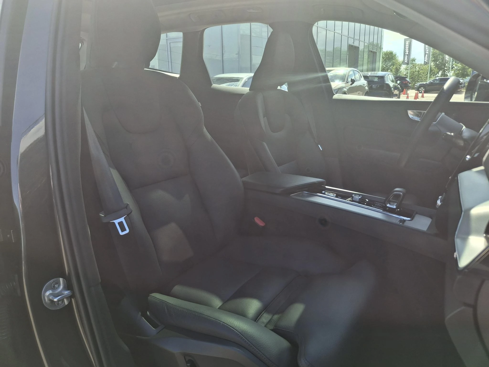 Volvo XC60 T6 Plug-in hybrid AWD Plus Dark