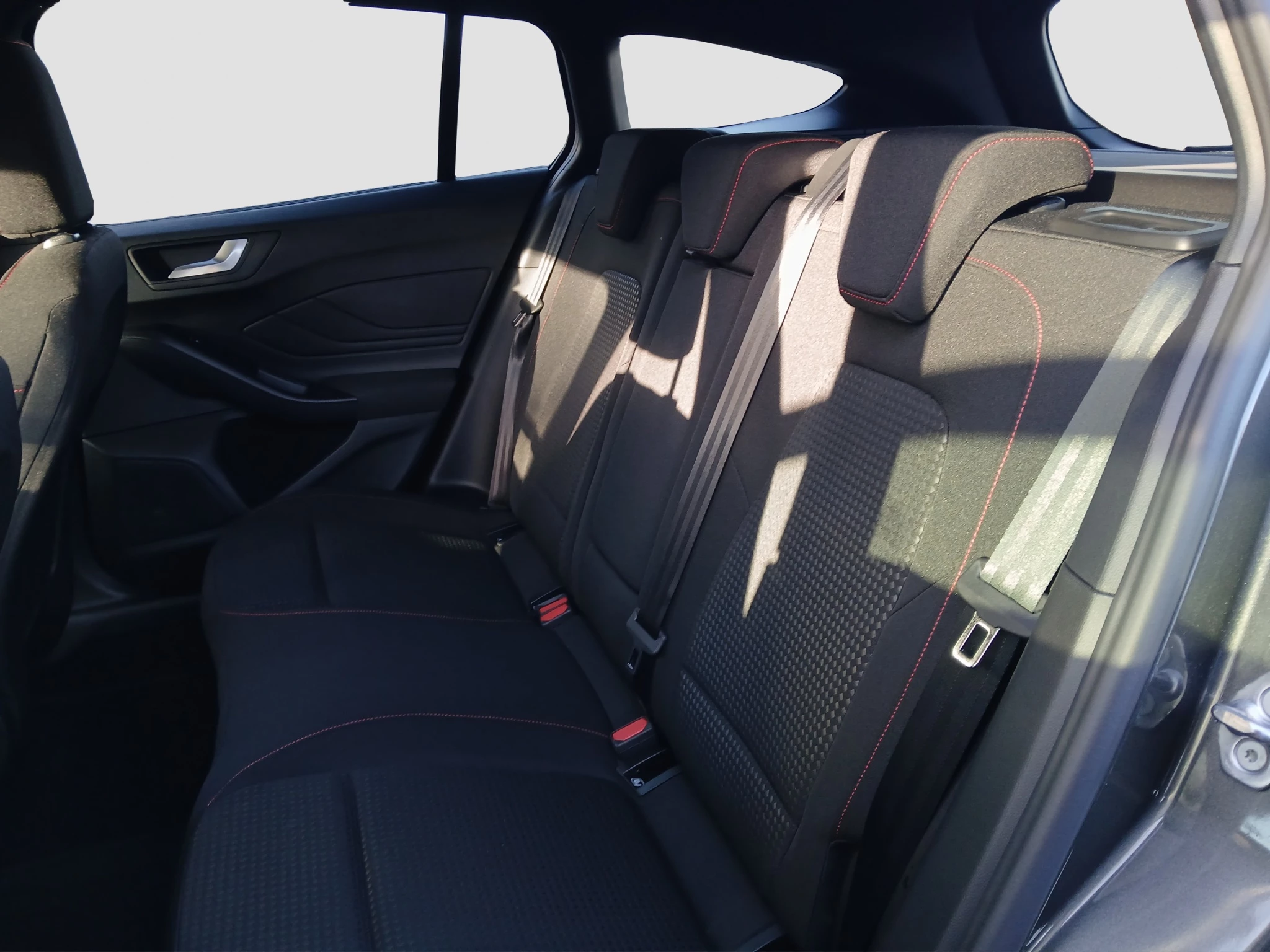 Ford Focus ST-Line X Turnier | HUD | LED | NAV | ACC | KAM | TWA | WI-PKT | PDC