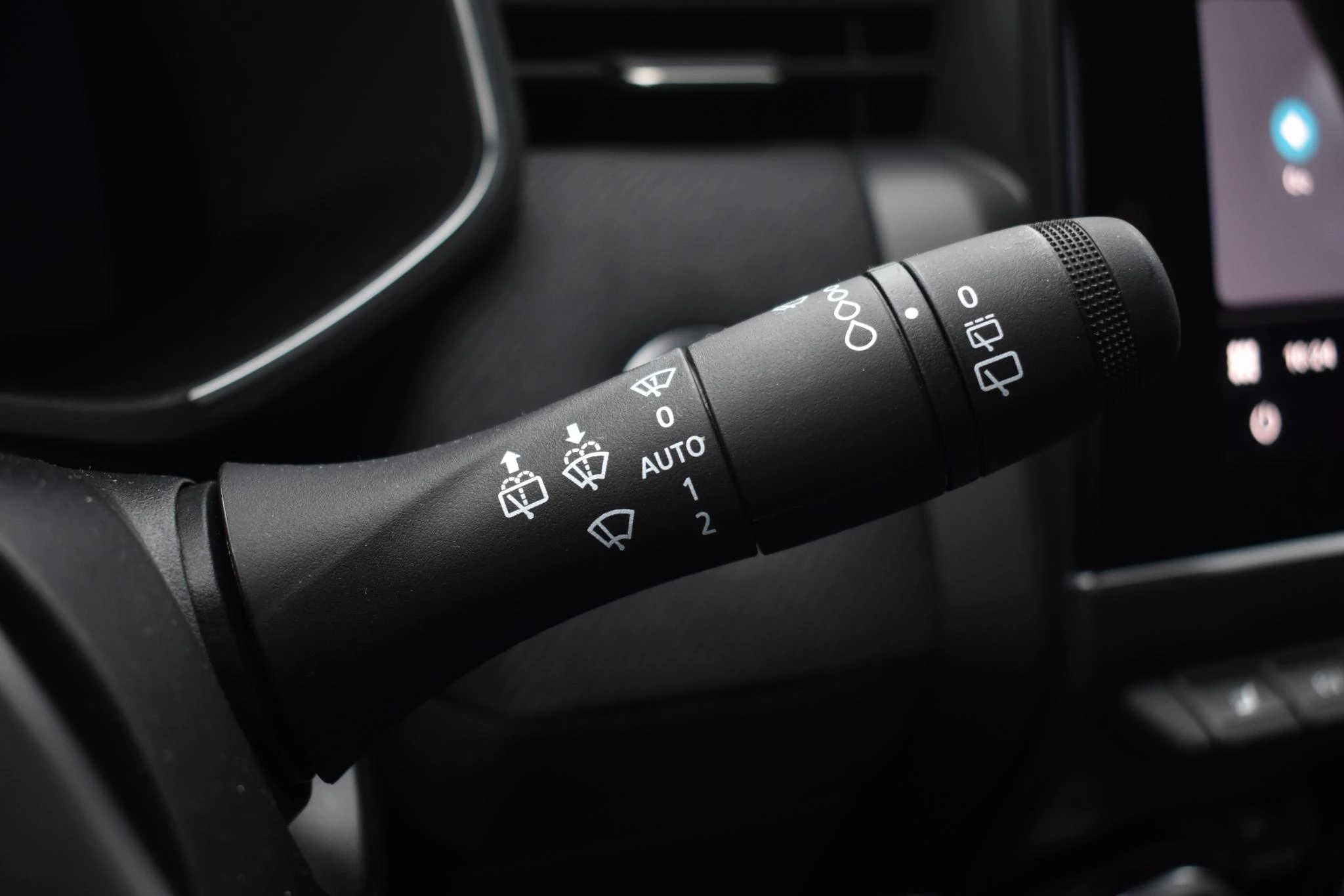 Renault-Clio-image-28