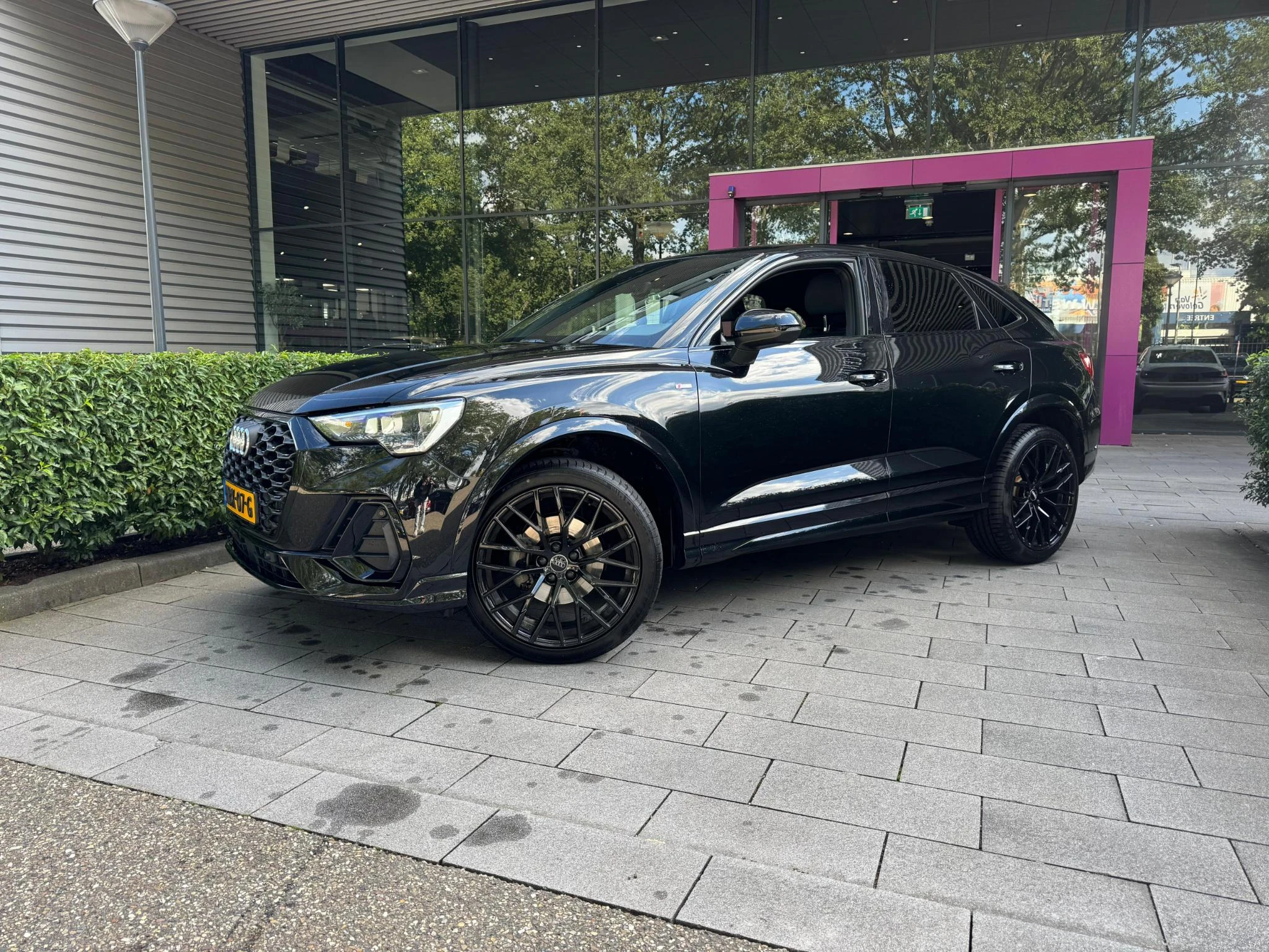 Audi-Q3-image-1