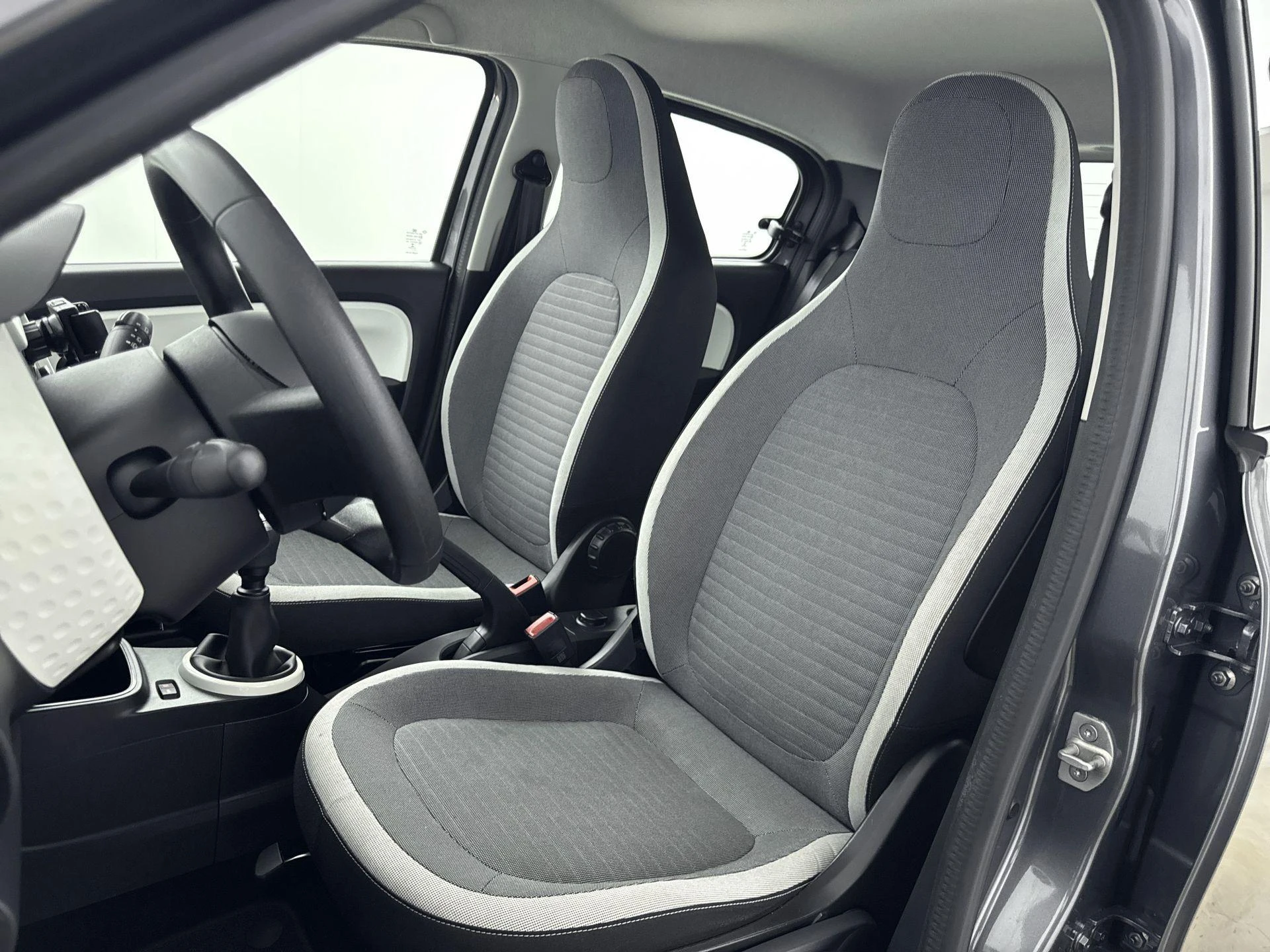 Renault-Twingo-image-20