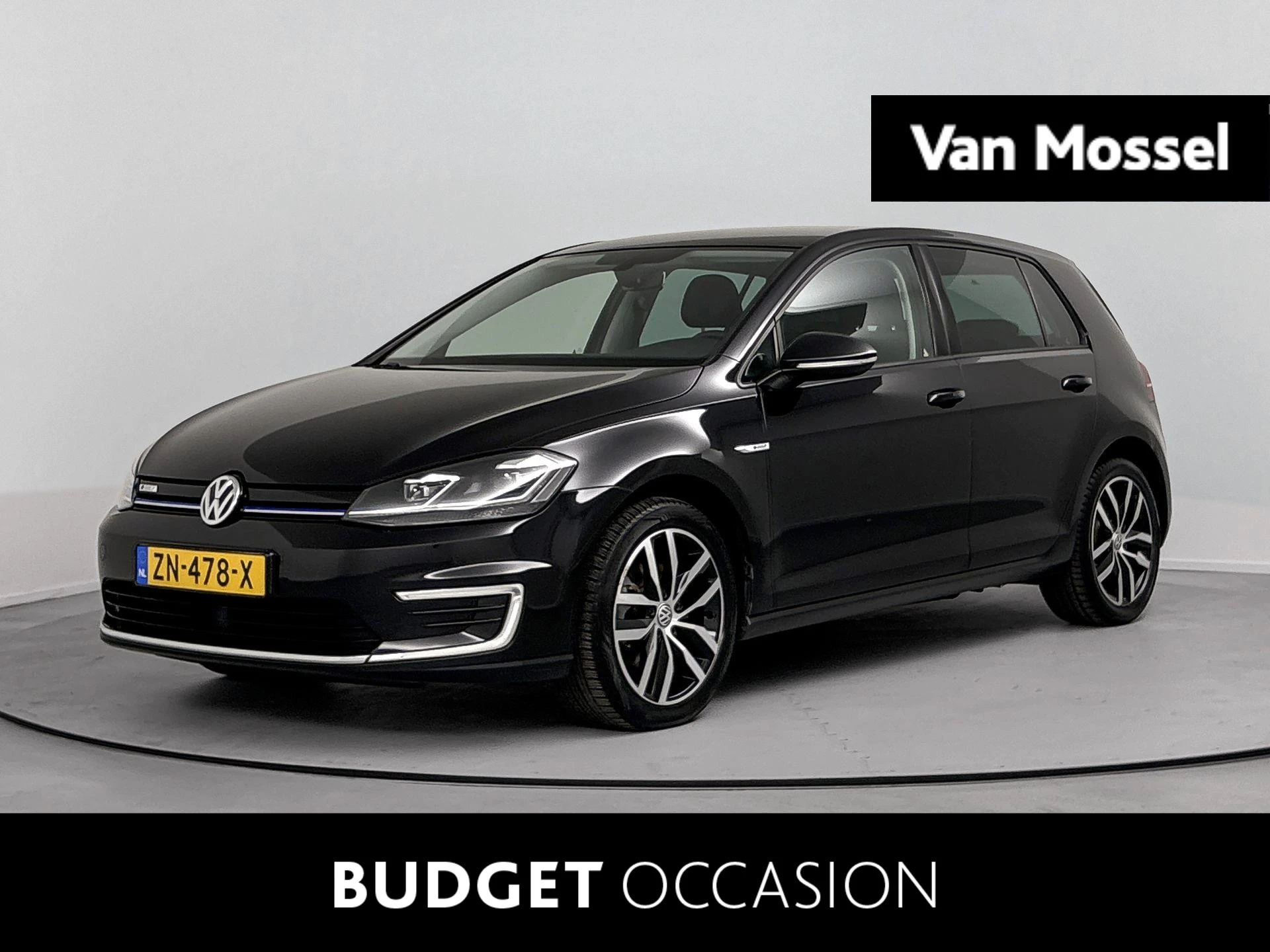 Volkswagen-e-Golf-image-0