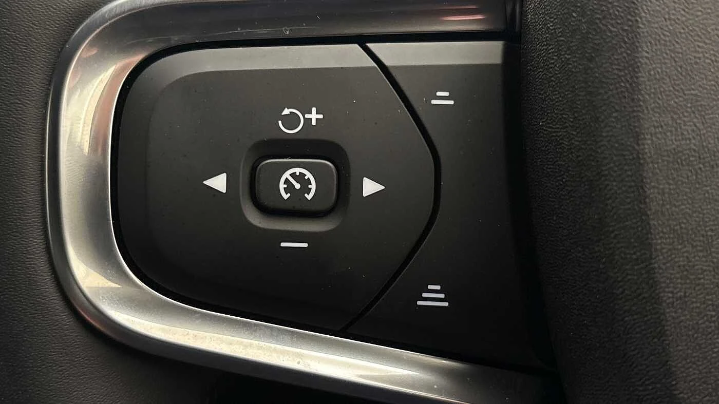 Volvo-XC40-image-29