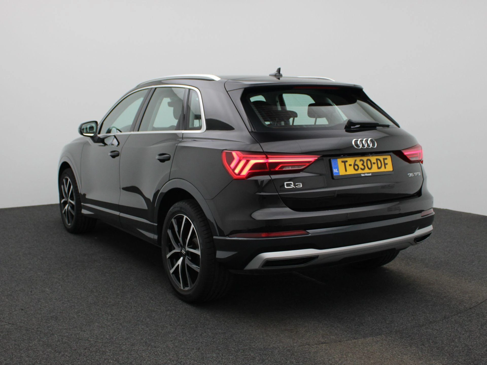Audi-Q3-image-1