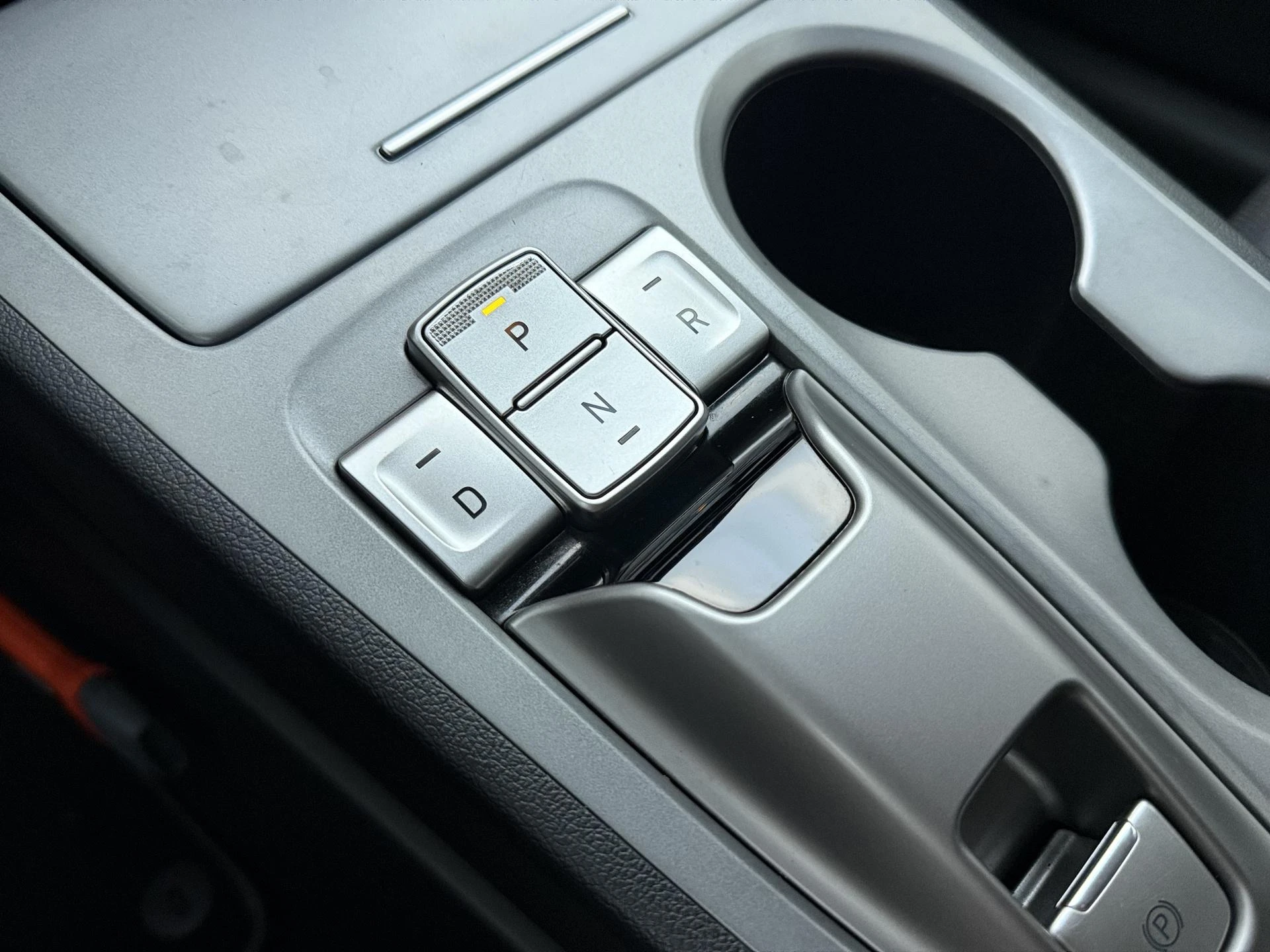 Hyundai-Kona-image-16