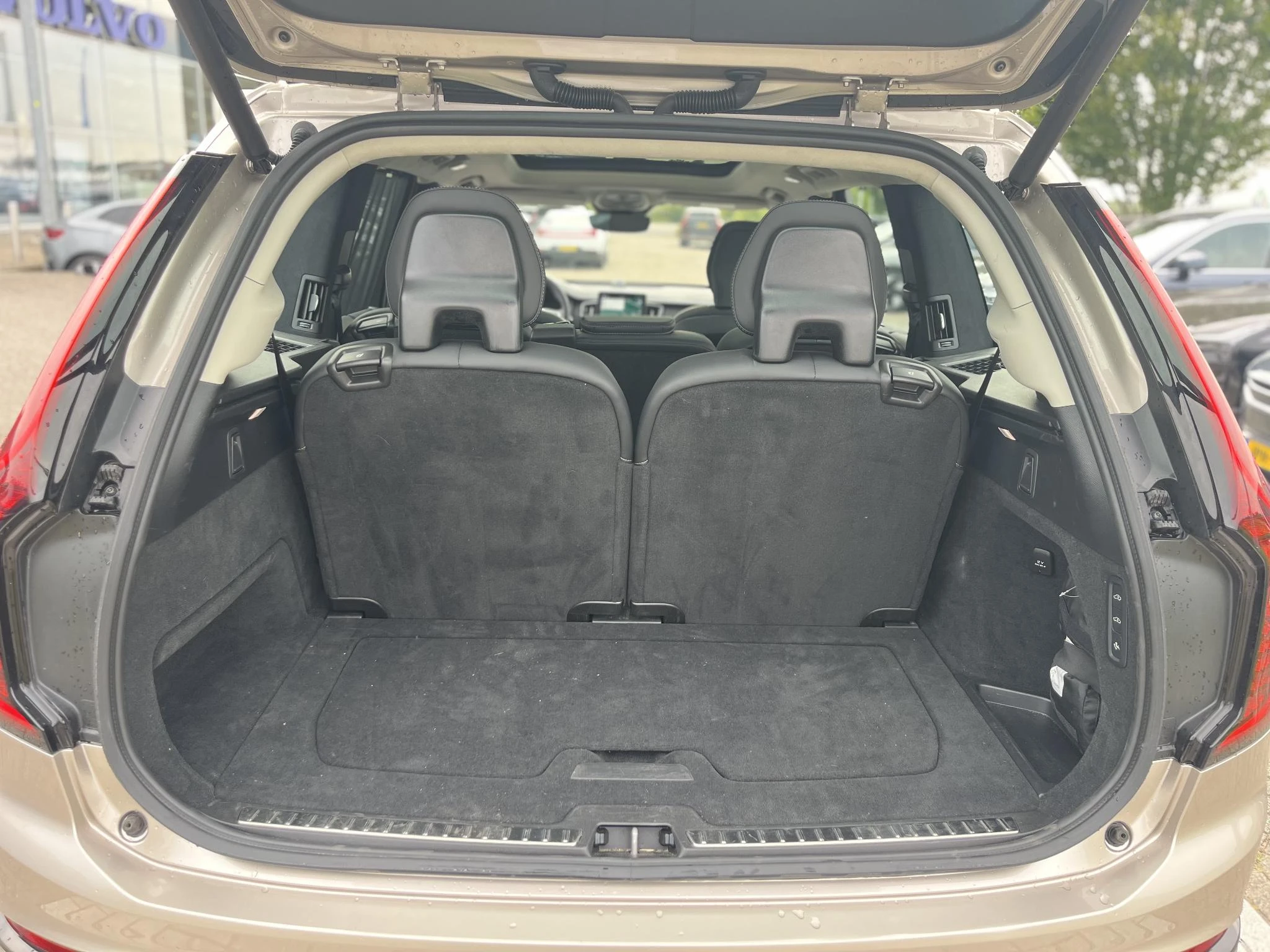 Volvo-XC90-image-15