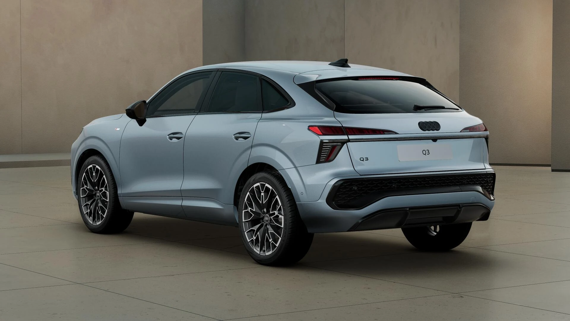 Audi-Q3-image-2