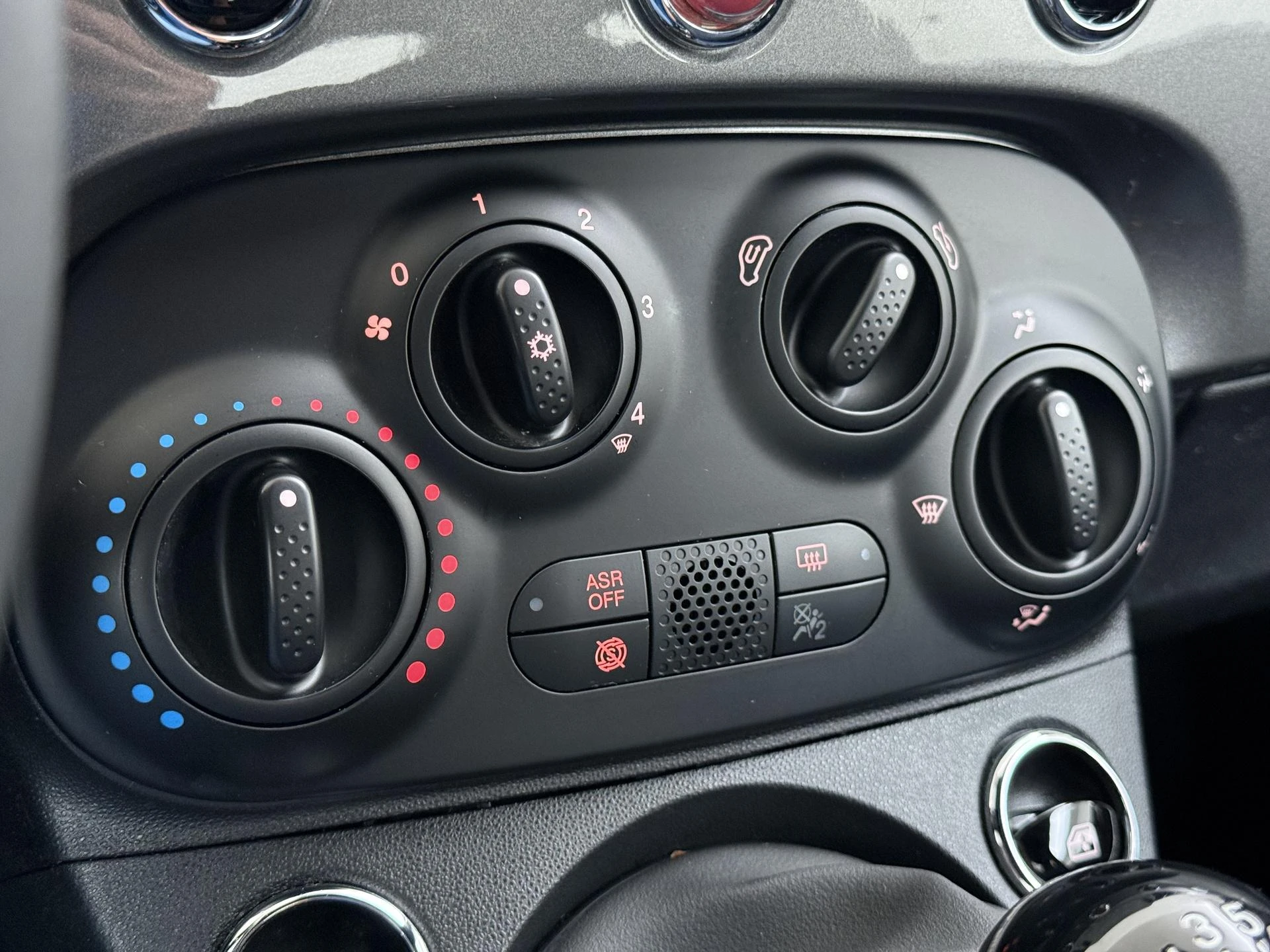 Fiat-500-image-23