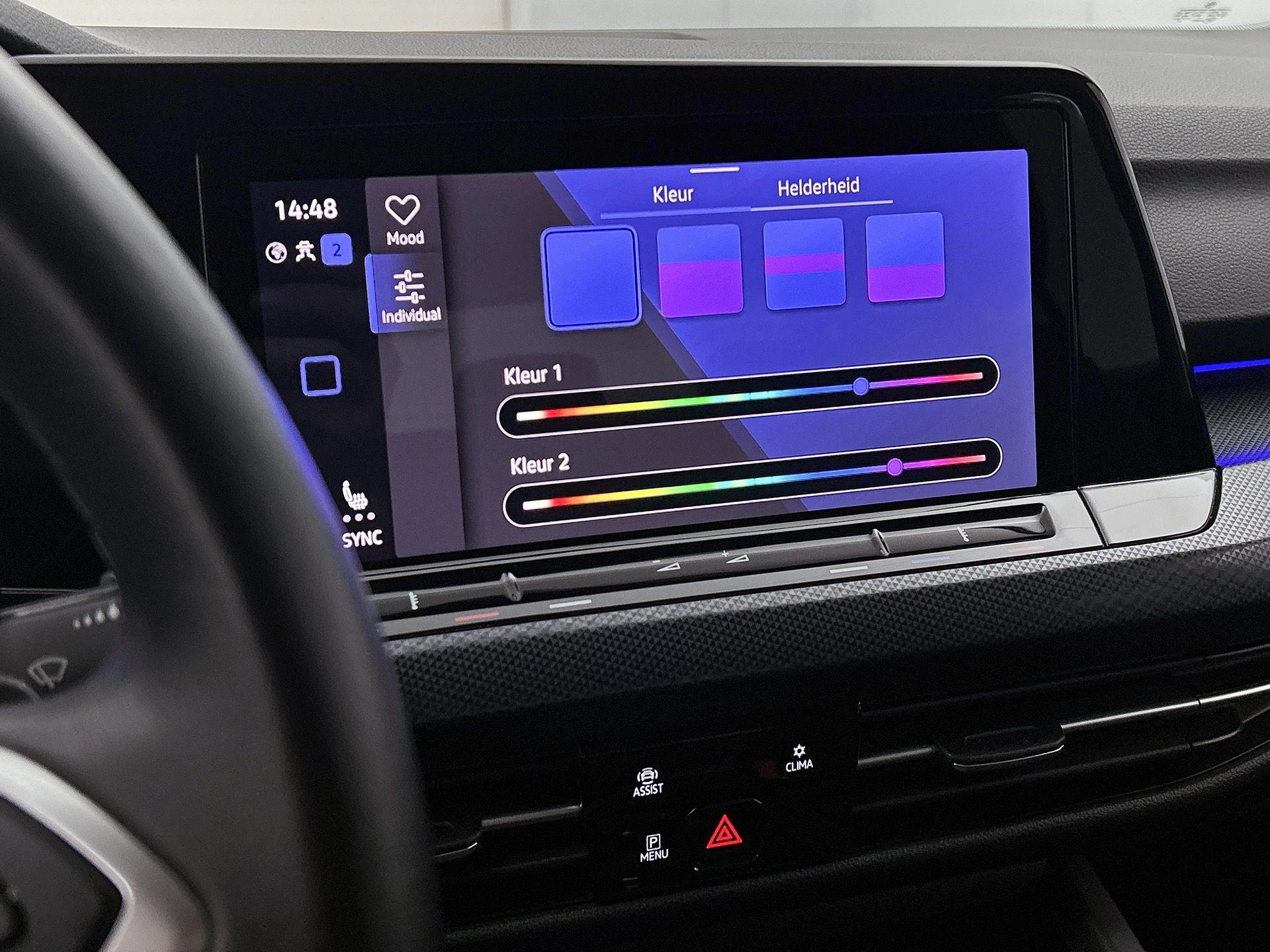 Volkswagen-Golf-image-30