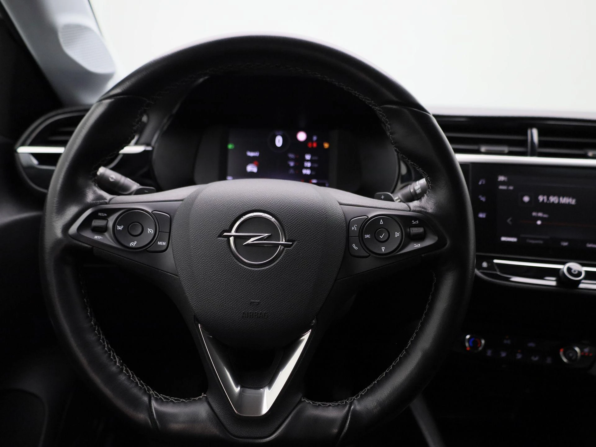 Opel-Corsa-image-6